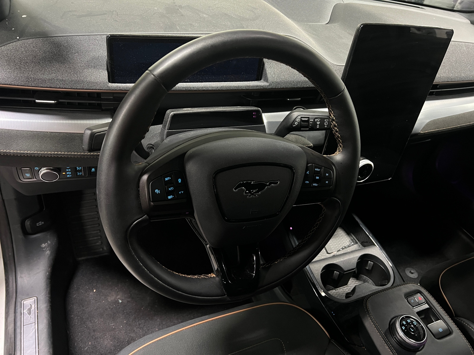 Thumbnail: 2022 Ford Mustang Mach-E - 4