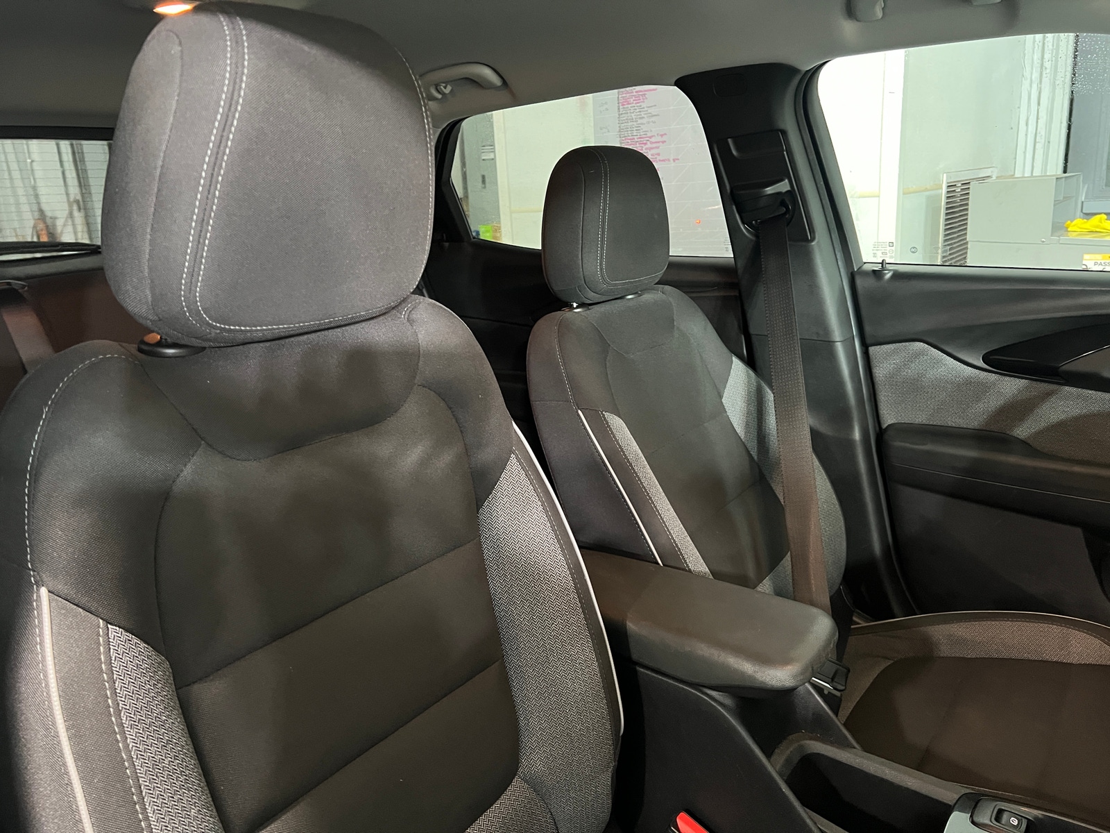 Thumbnail: 2022 Chevrolet TrailBlazer - 2