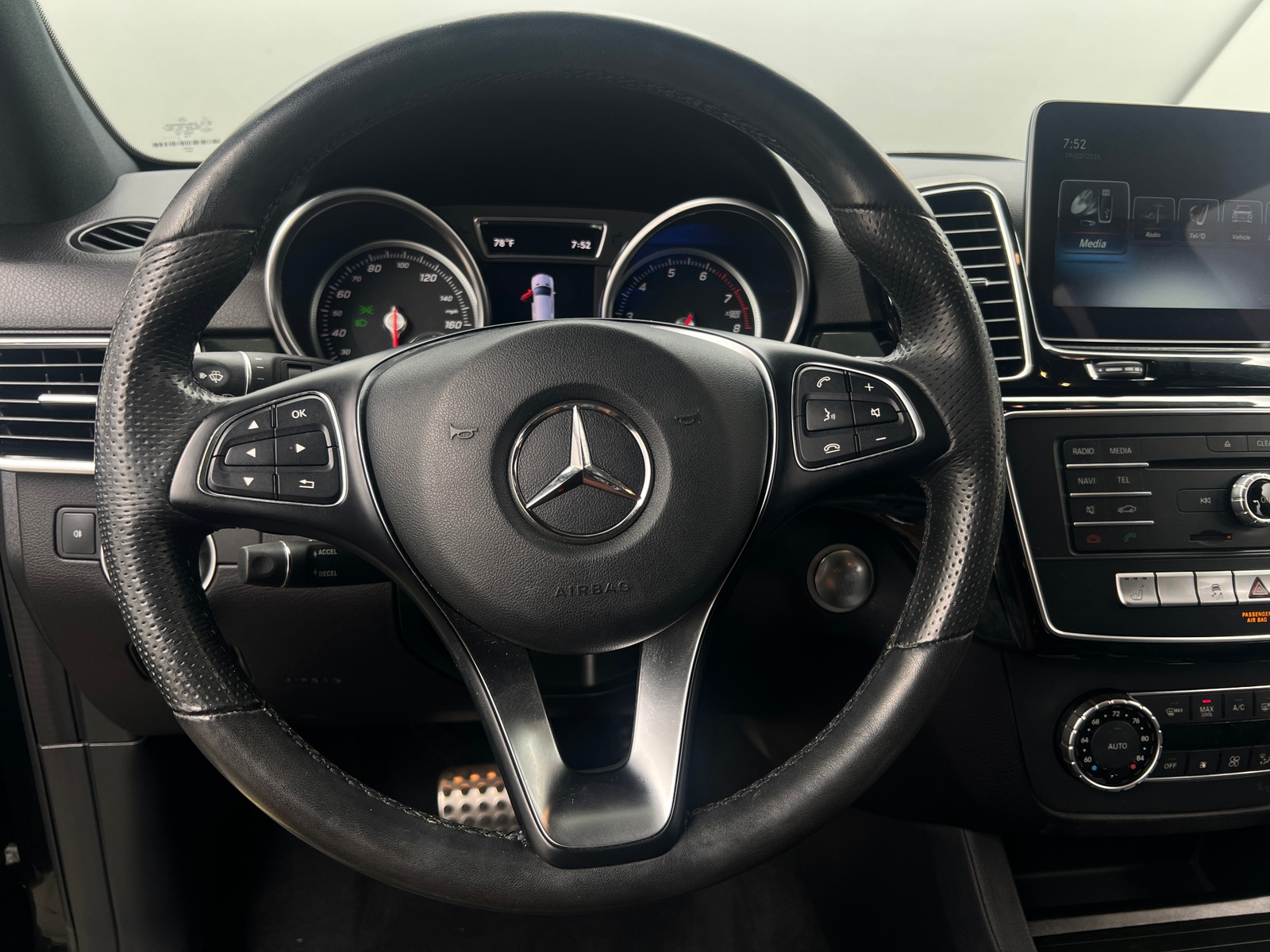 Thumbnail: 2019 Mercedes-Benz GLE - 4