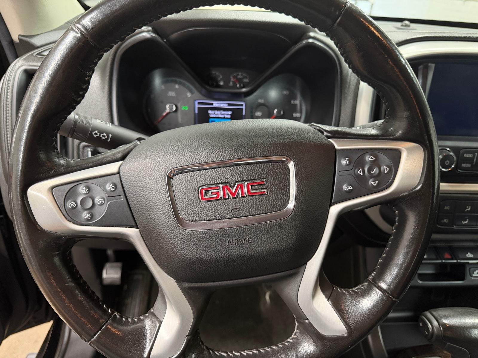 Thumbnail: 2017 GMC Canyon - 4