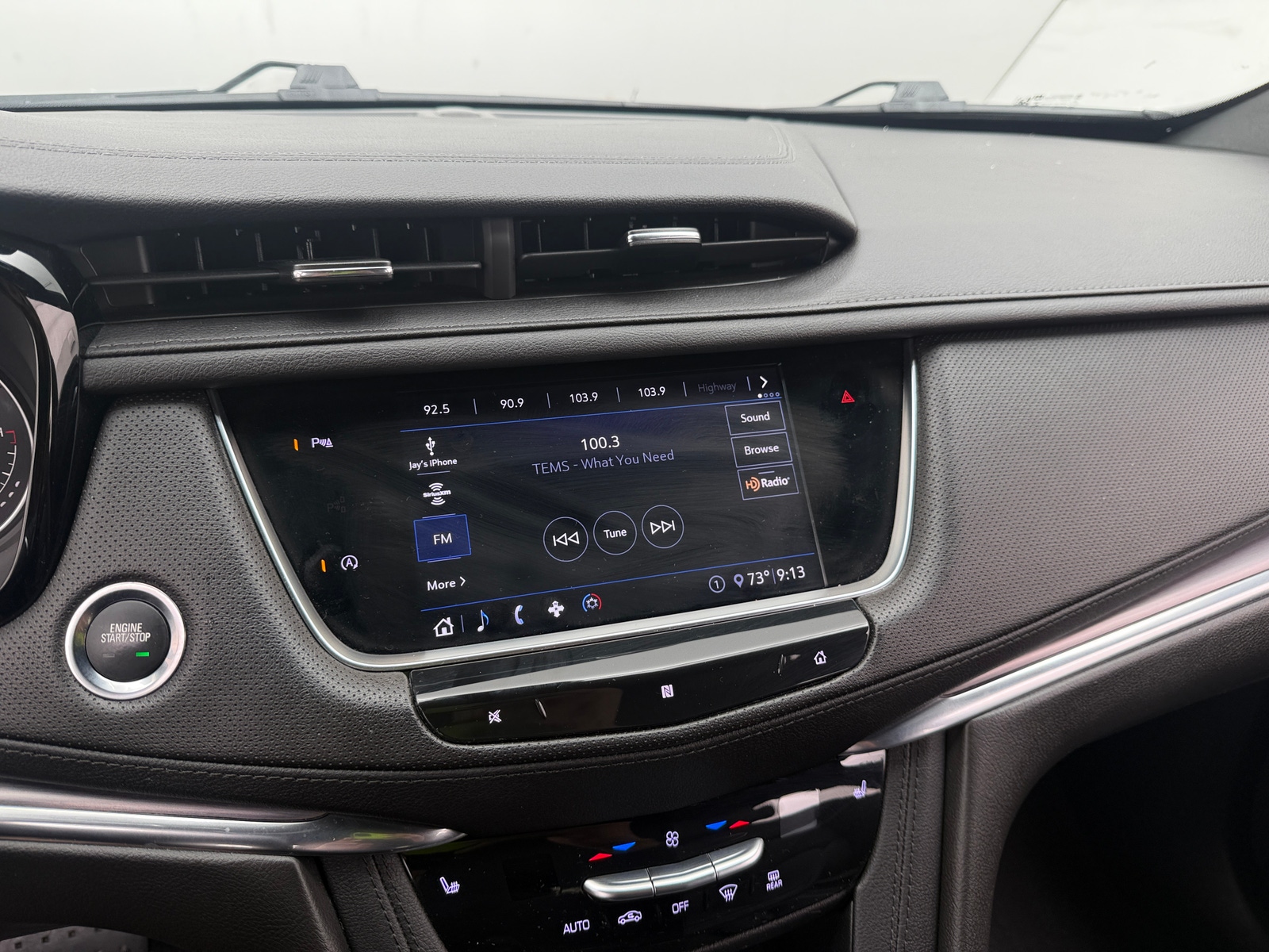 Thumbnail: 2020 Cadillac XT5 - 3
