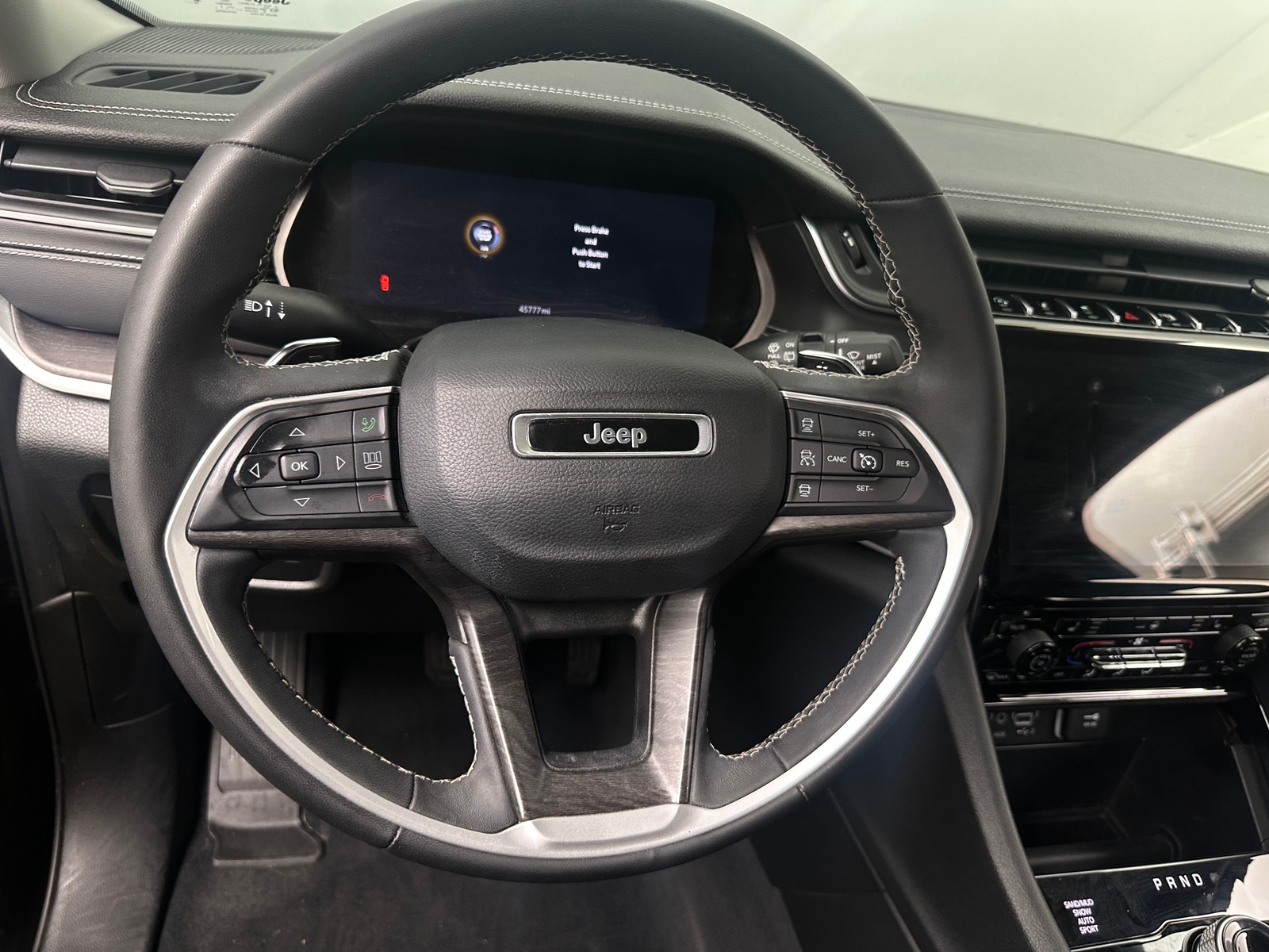 Thumbnail: 2023 Jeep Grand Cherokee L - 4