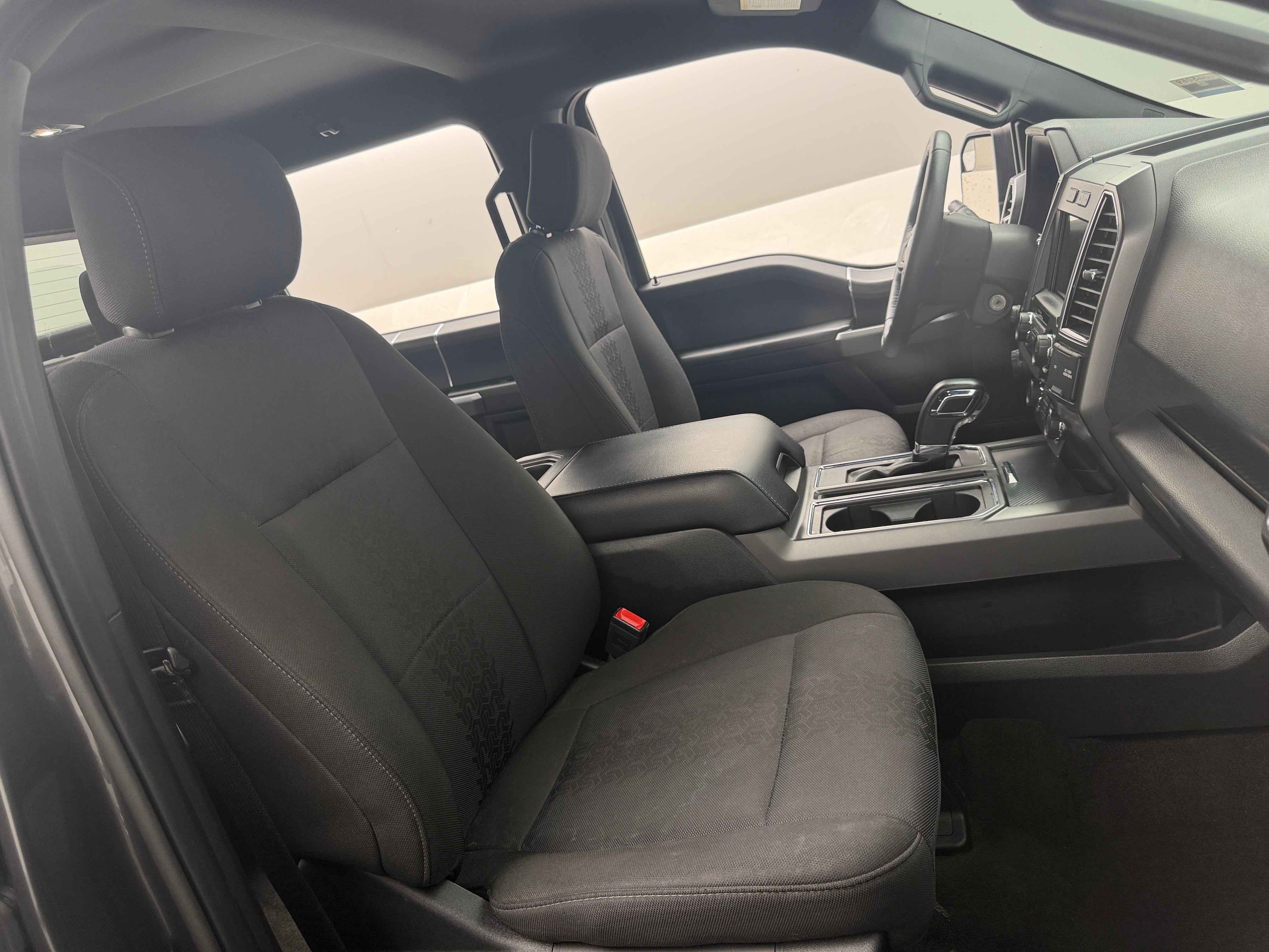 2019 Ford F-150 XLT - Photo 8