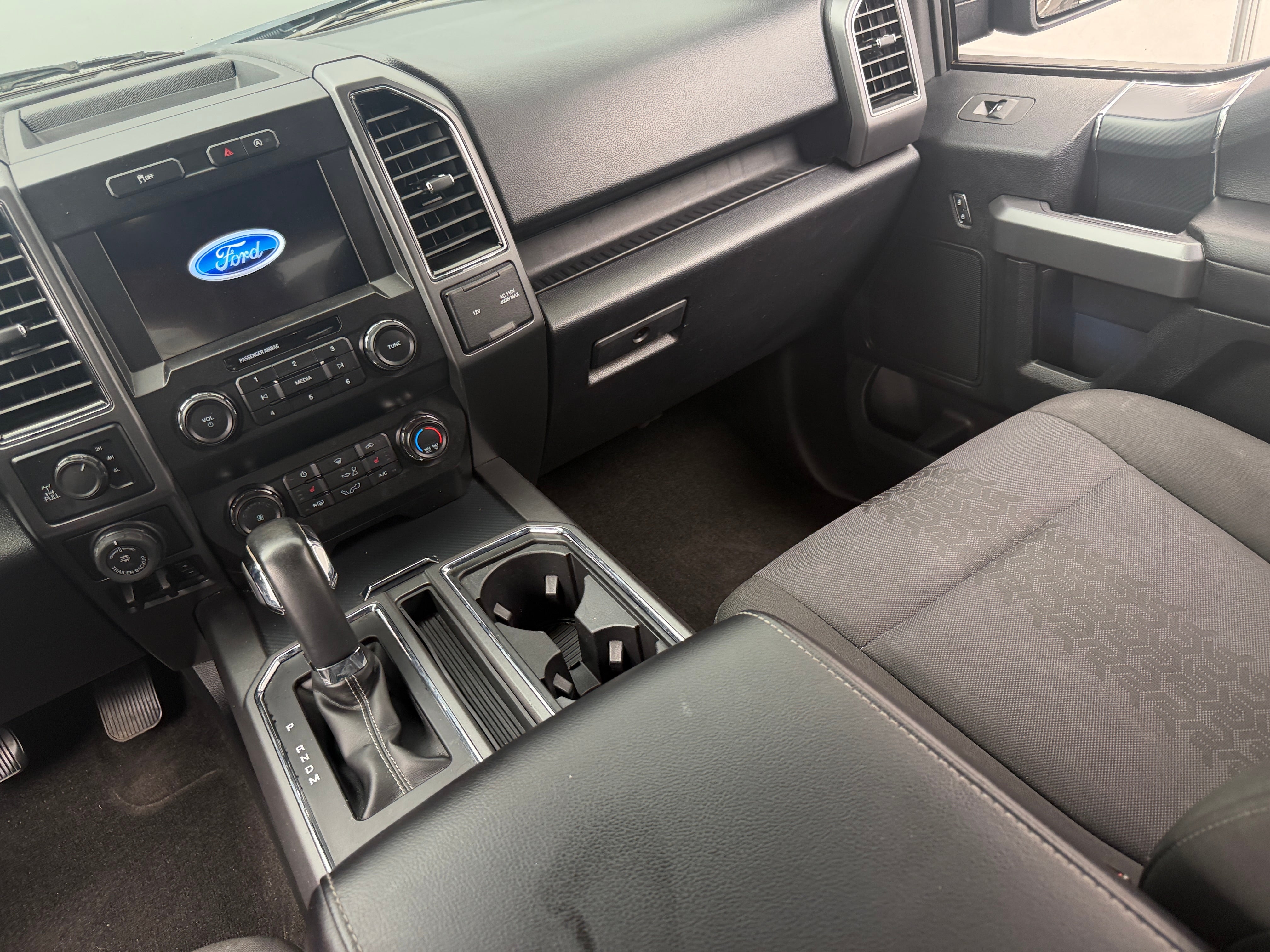 2019 Ford F-150 XLT - Photo 6