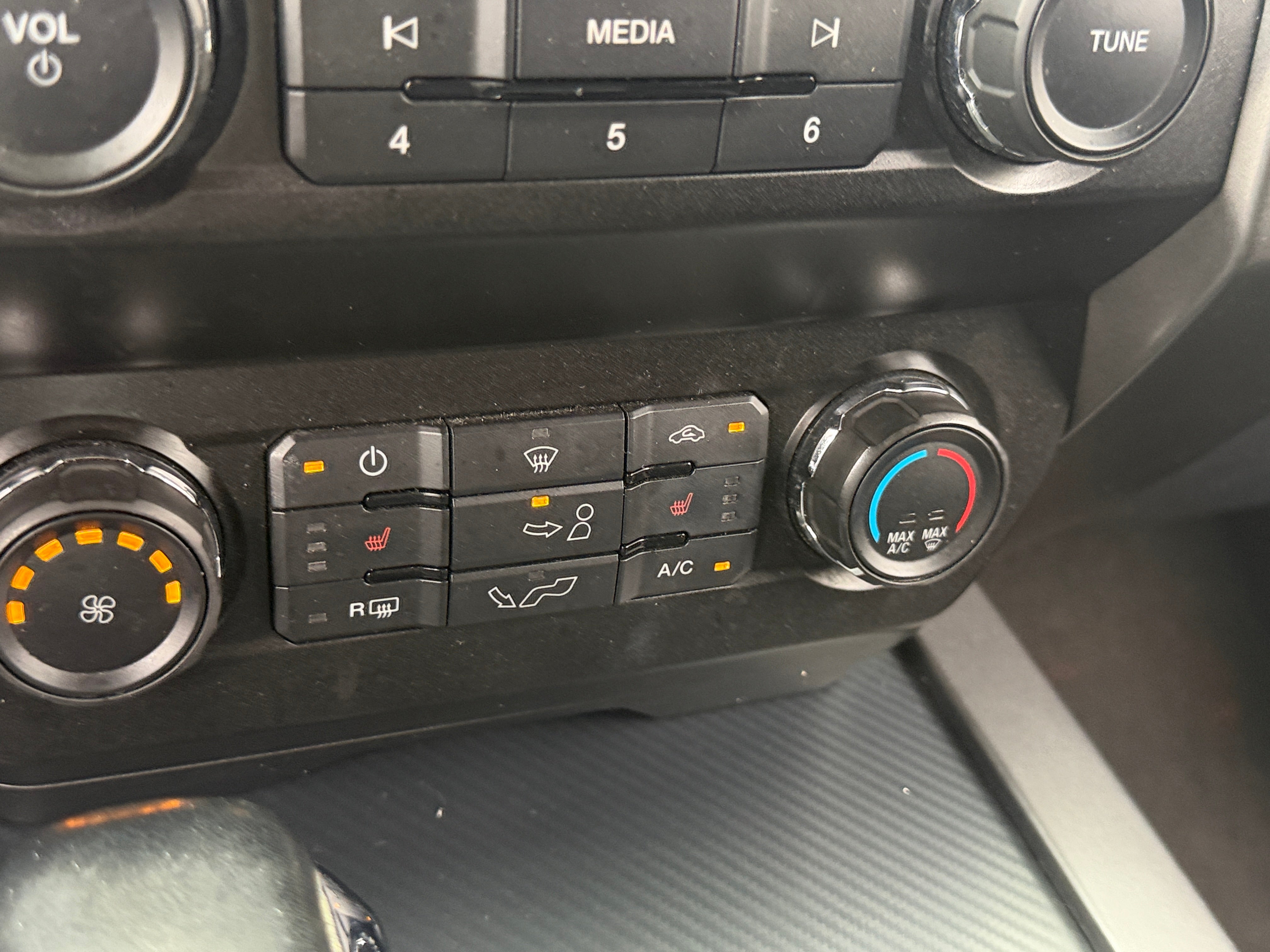 2019 Ford F-150 XLT - Photo 15