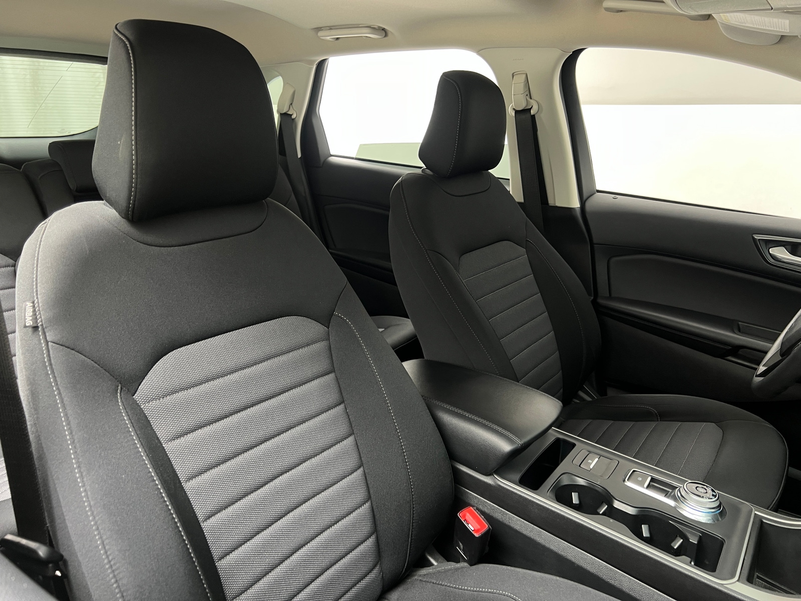 Thumbnail: 2022 Ford Edge - 2