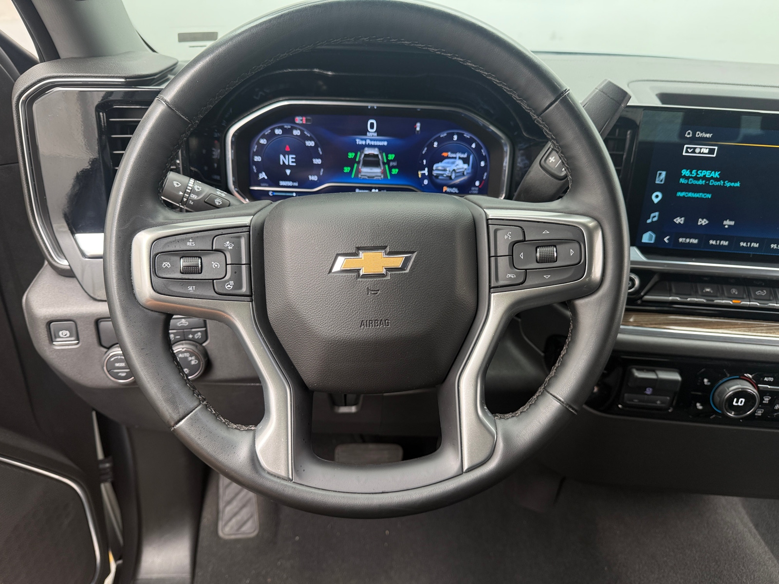 Thumbnail: 2025 Chevrolet Silverado 1500 - 5