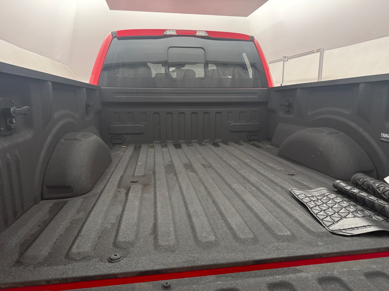 Thumbnail: 2016 Ford Econoline - 4