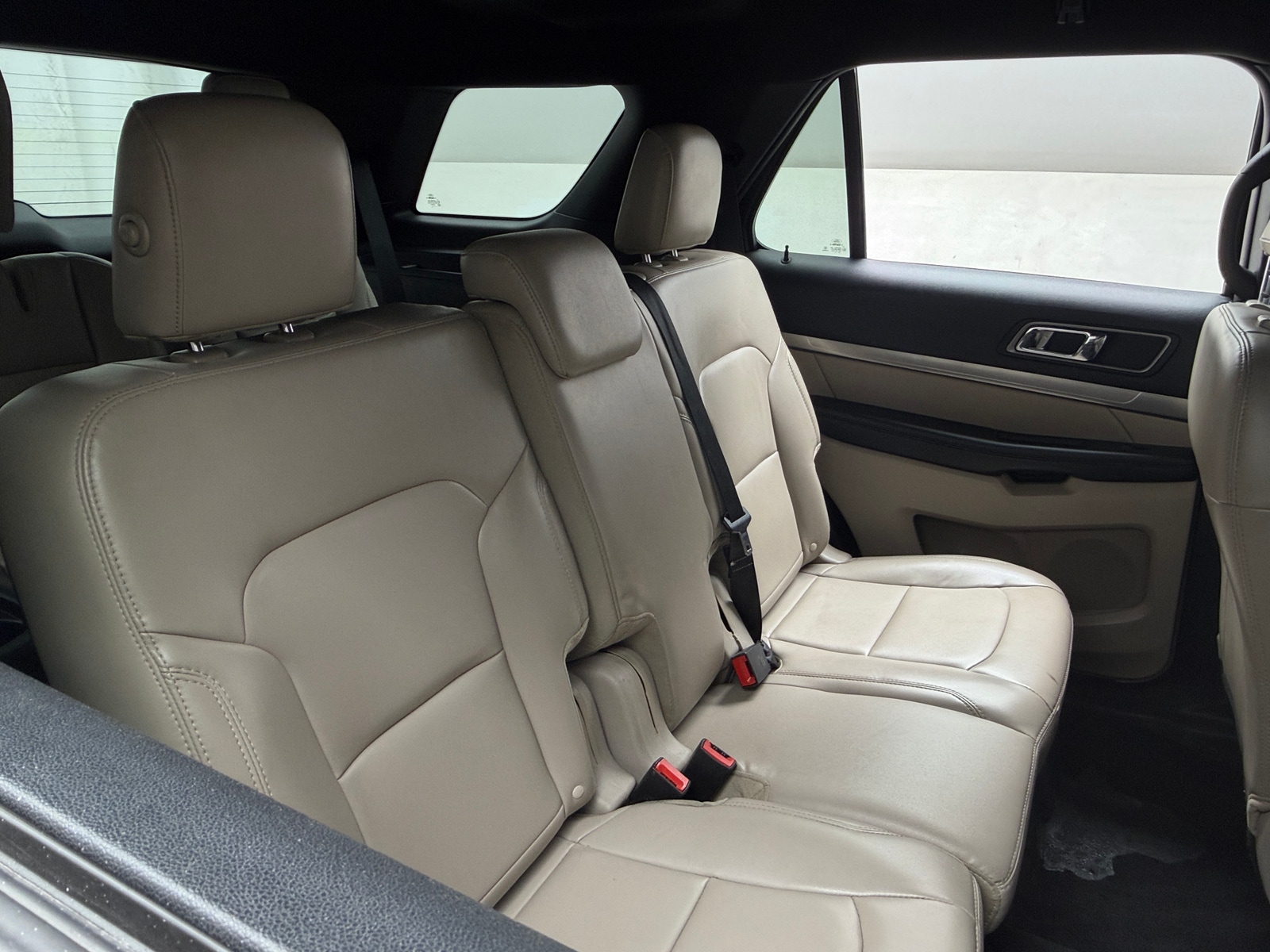 Thumbnail: 2019 Ford Explorer - 5