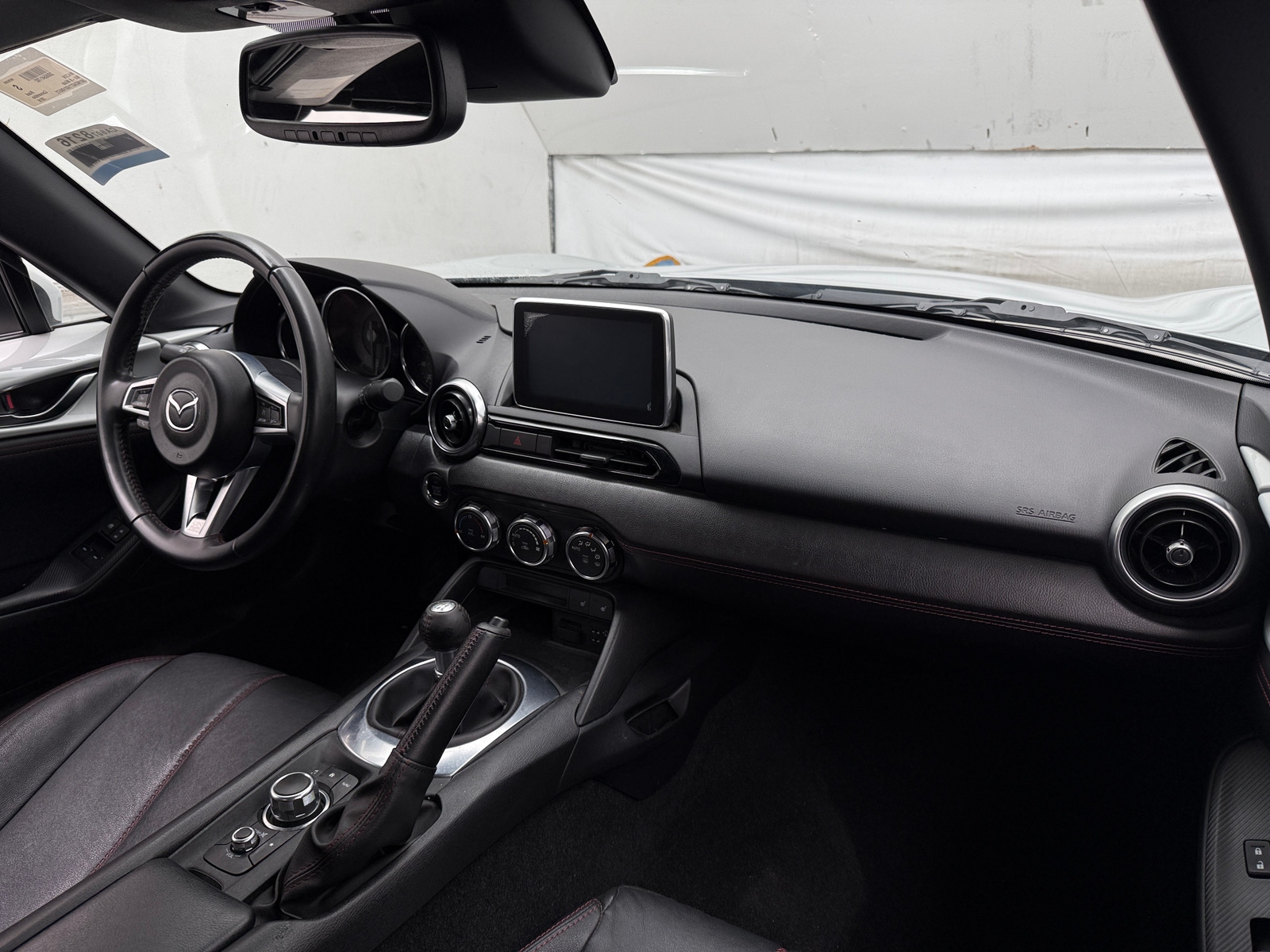 Thumbnail: 2016 Mazda MX-5 Miata - 2