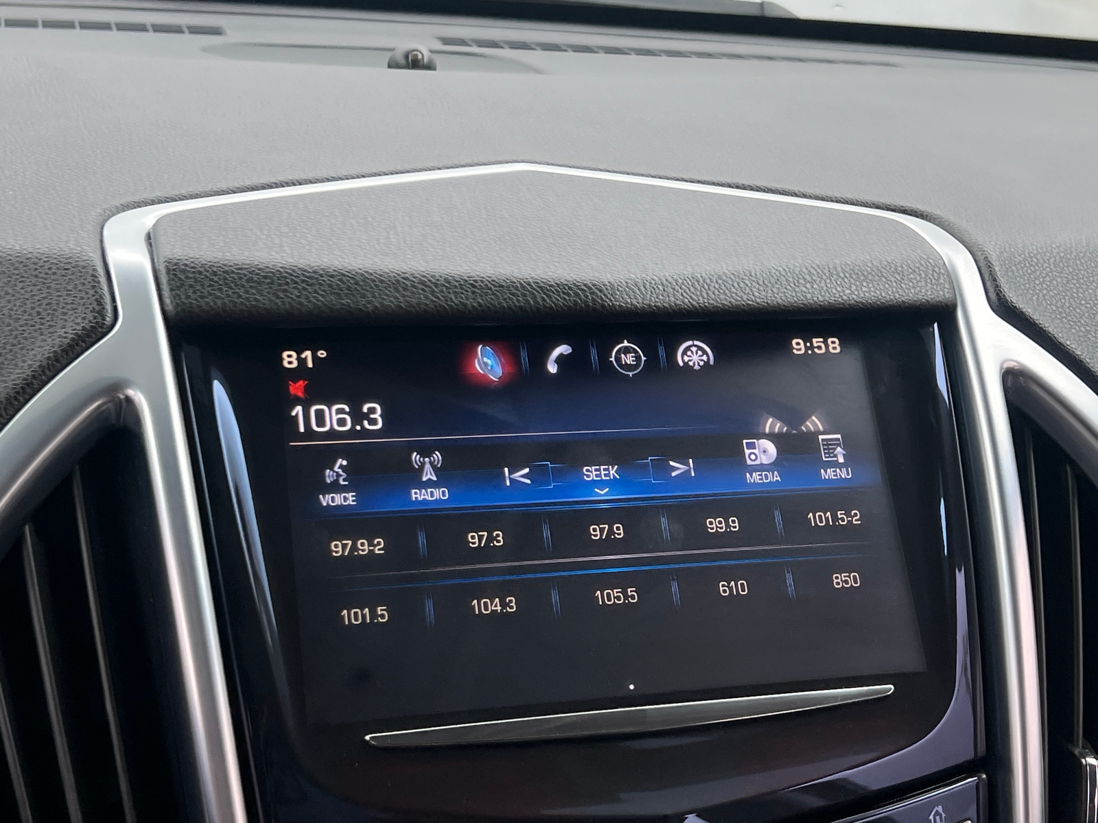 Thumbnail: 2015 Cadillac SRX - 3