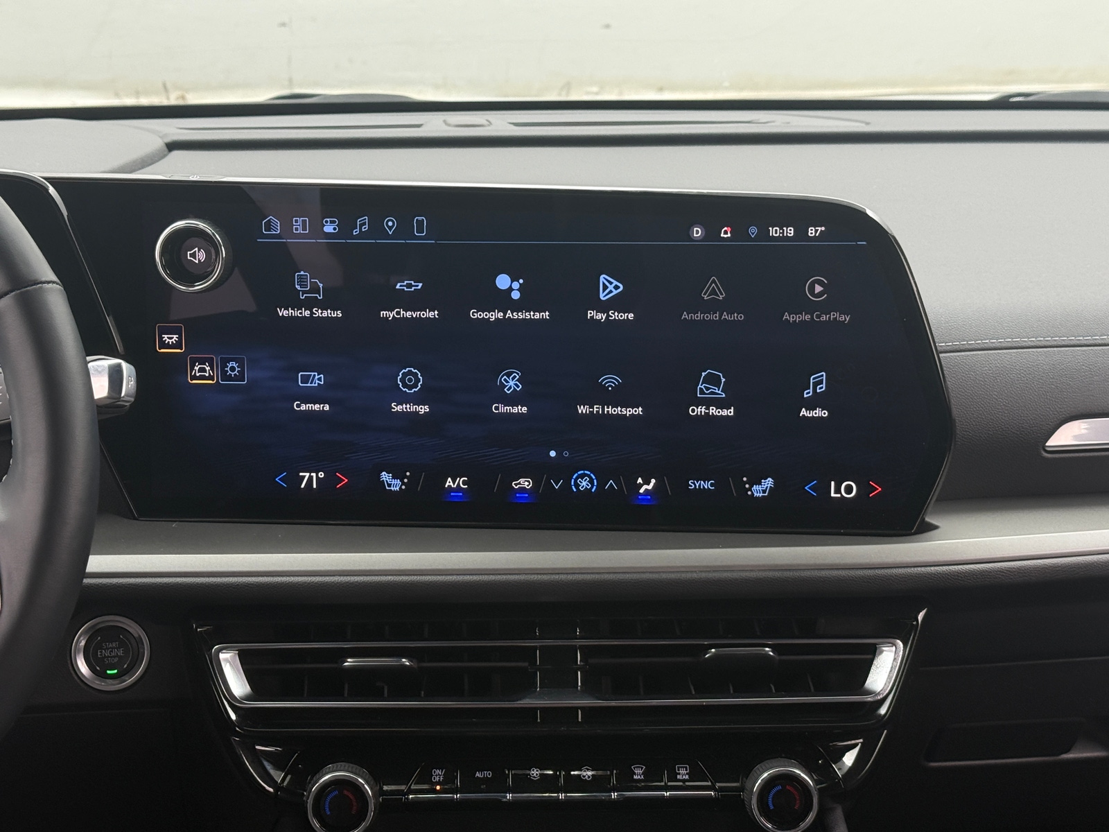 Thumbnail: 2024 Chevrolet Traverse - 4