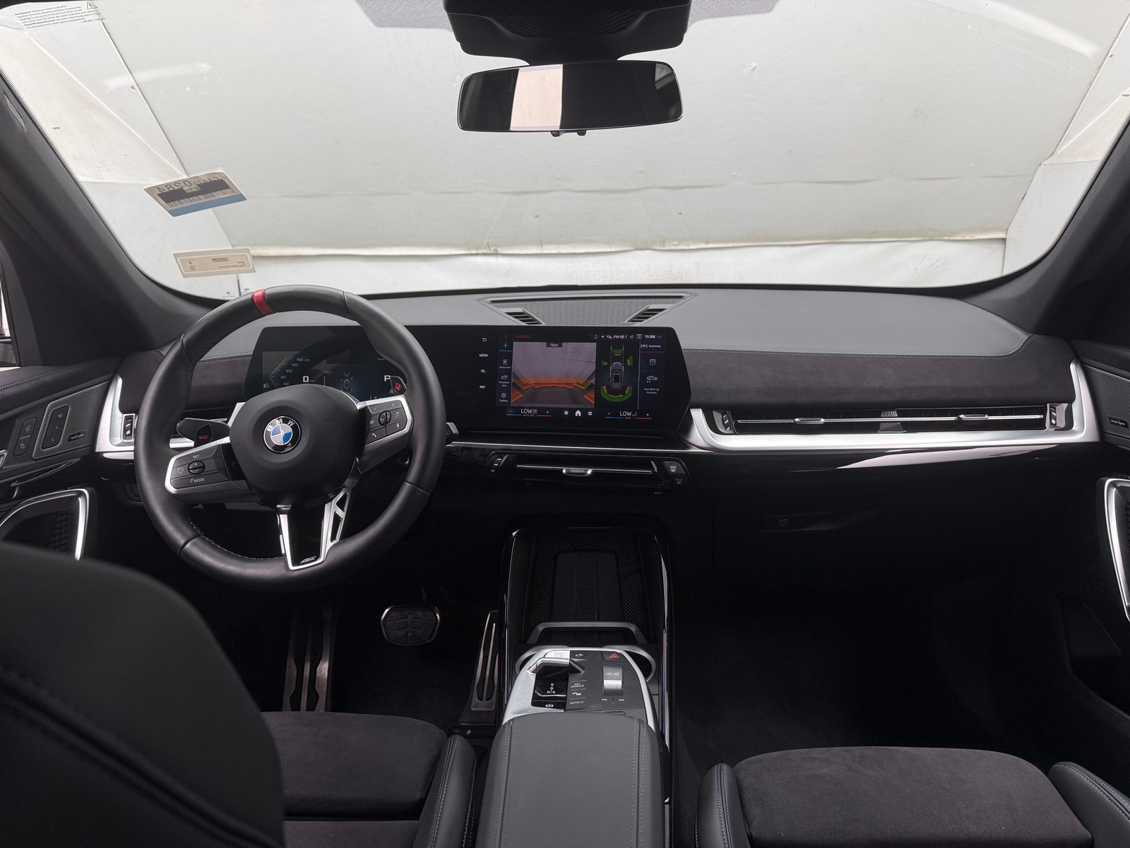 Thumbnail: 2026 BMW X1 - 2