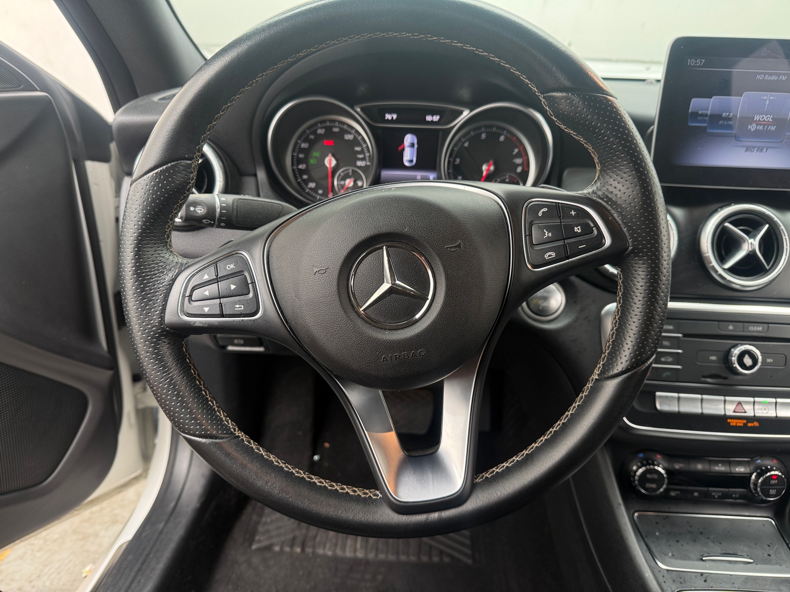 Thumbnail: 2018 Mercedes-Benz CLA - 4