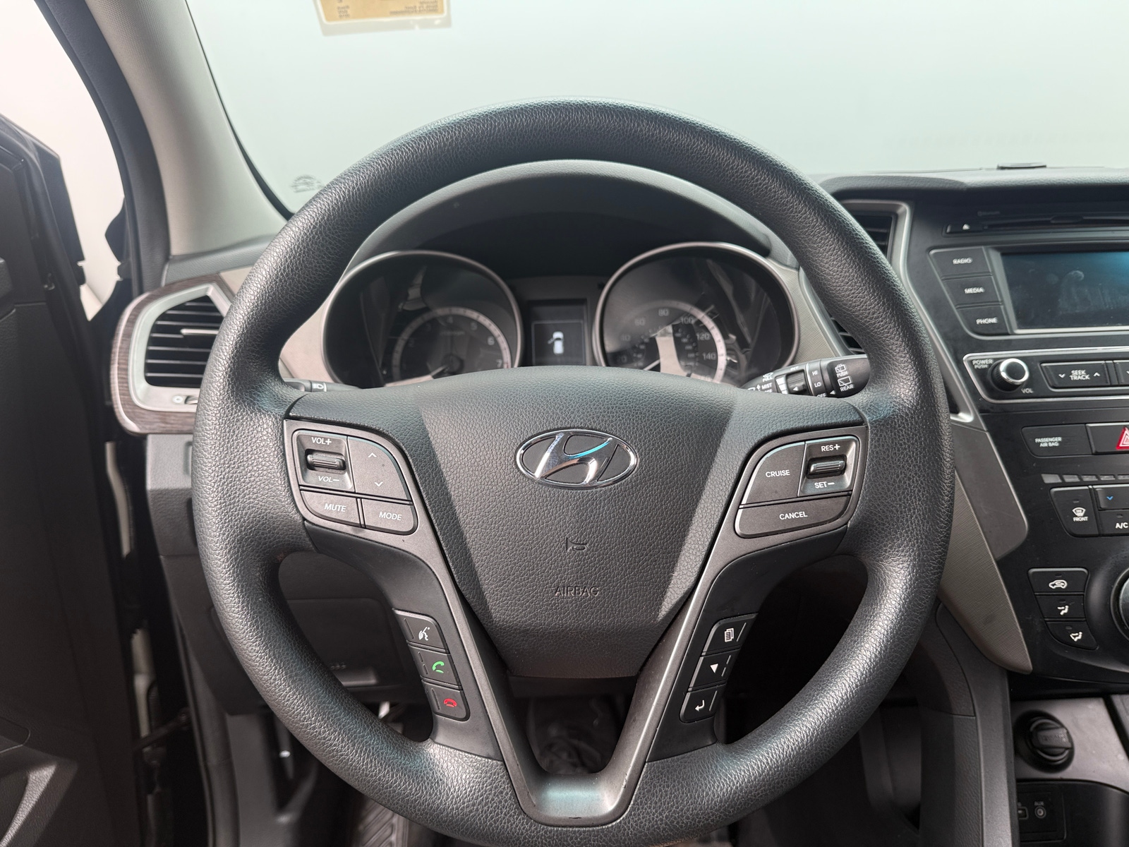 Thumbnail: 2018 Hyundai Santa Fe - 5