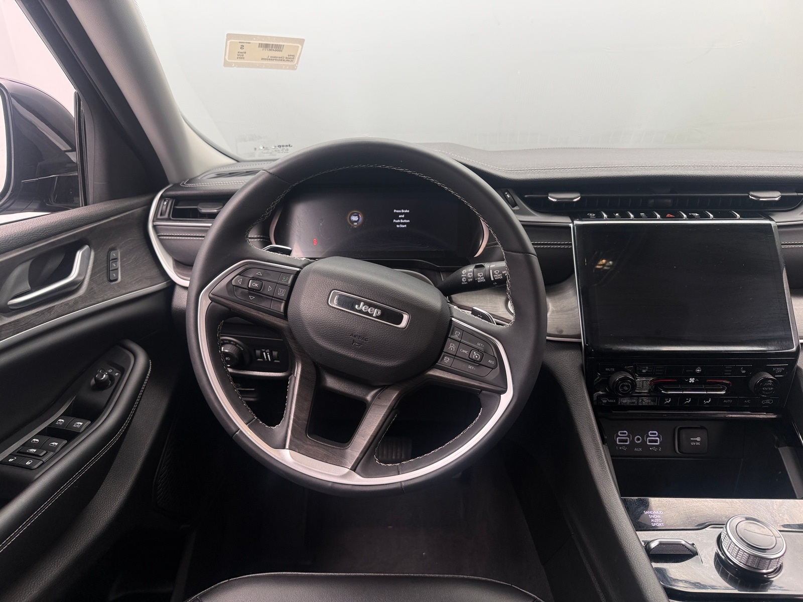 Thumbnail: 2023 Jeep Grand Cherokee L - 4