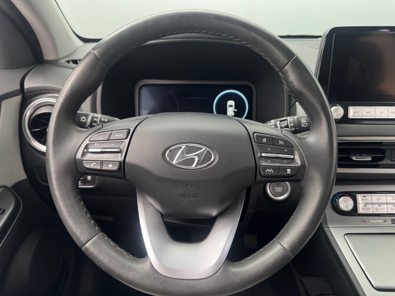 Thumbnail: 2023 Hyundai Kona - 4