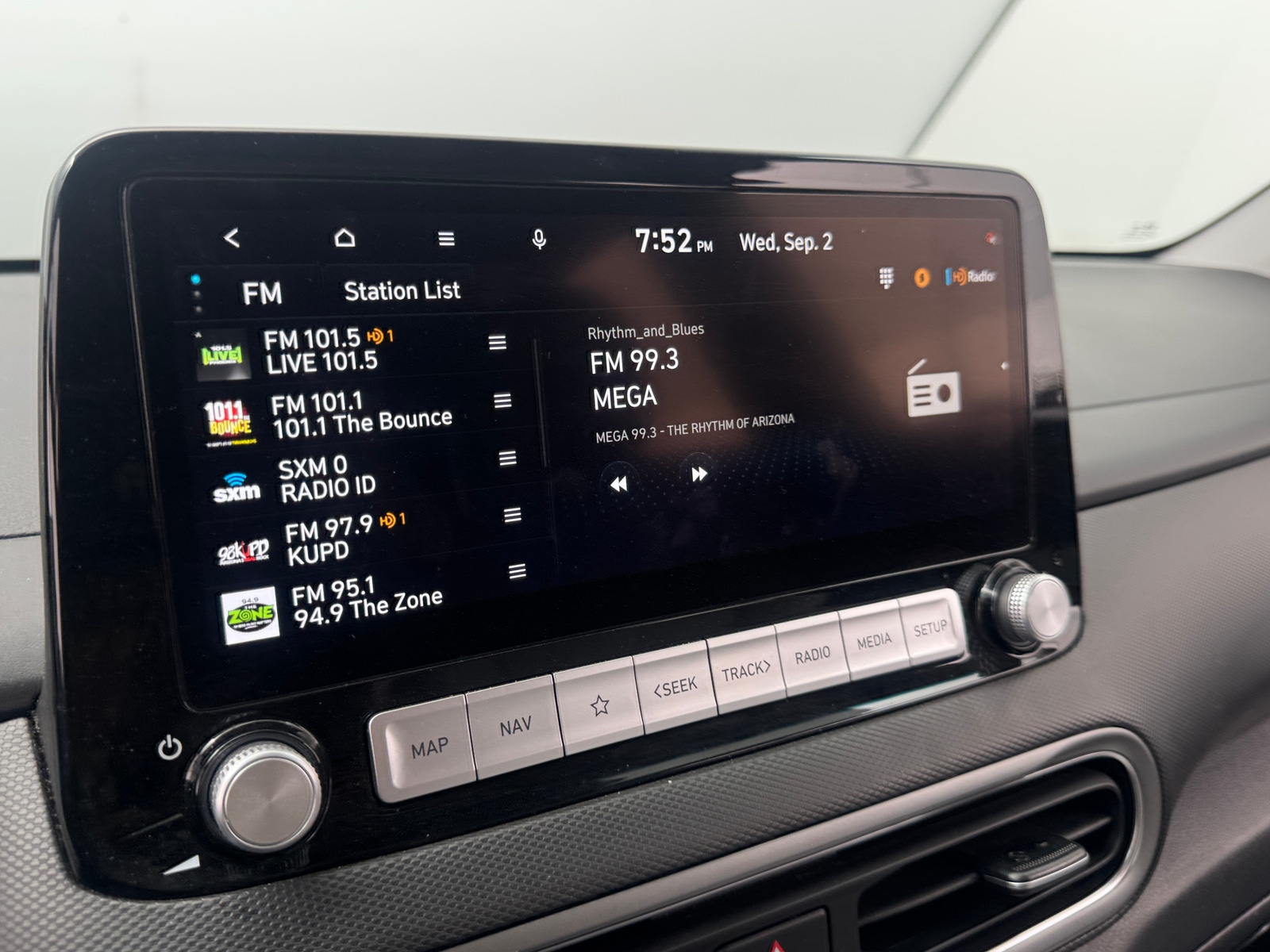 Thumbnail: 2023 Hyundai Kona - 3