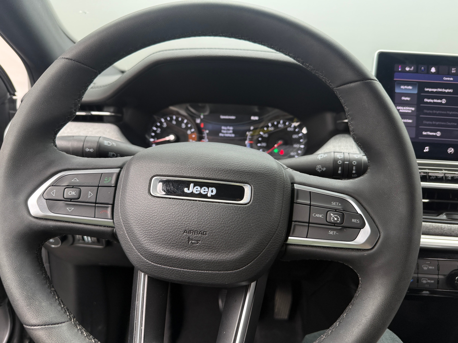Thumbnail: 2023 Jeep Compass - 4