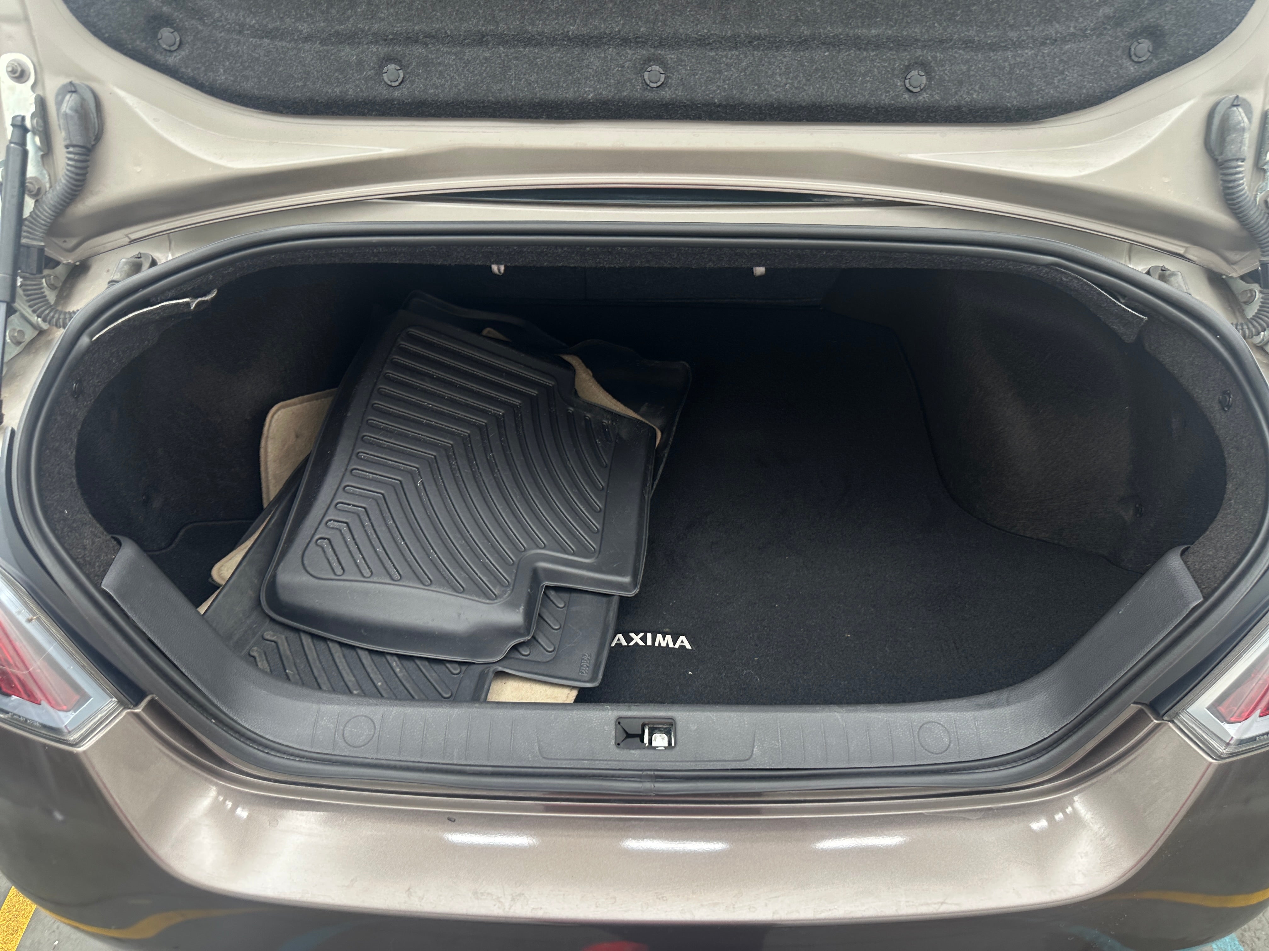2012 Nissan Maxima