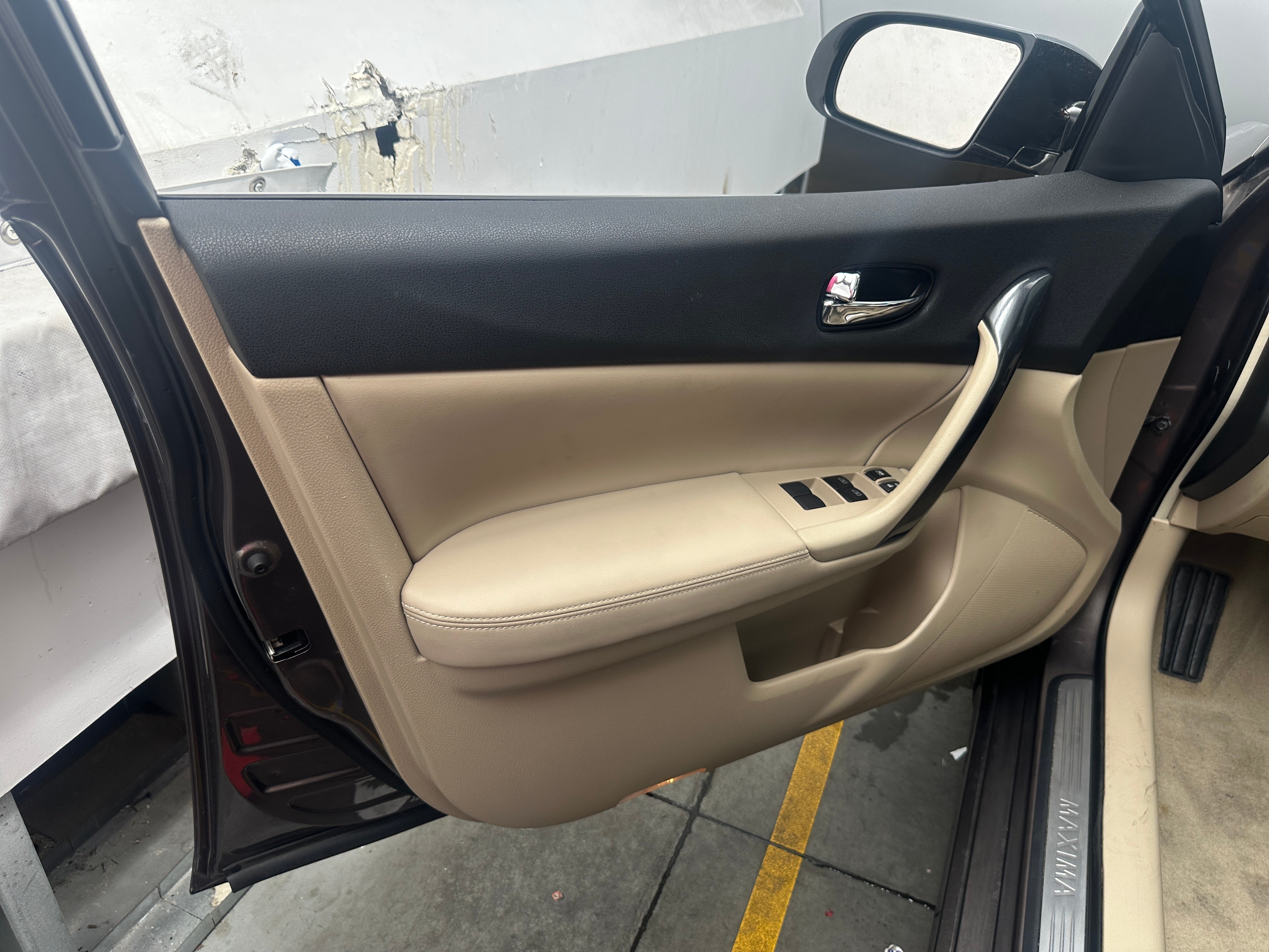 Used 2012 Nissan Maxima SV with VIN 1N4AA5AP9CC853225 for sale in Pewaukee, WI