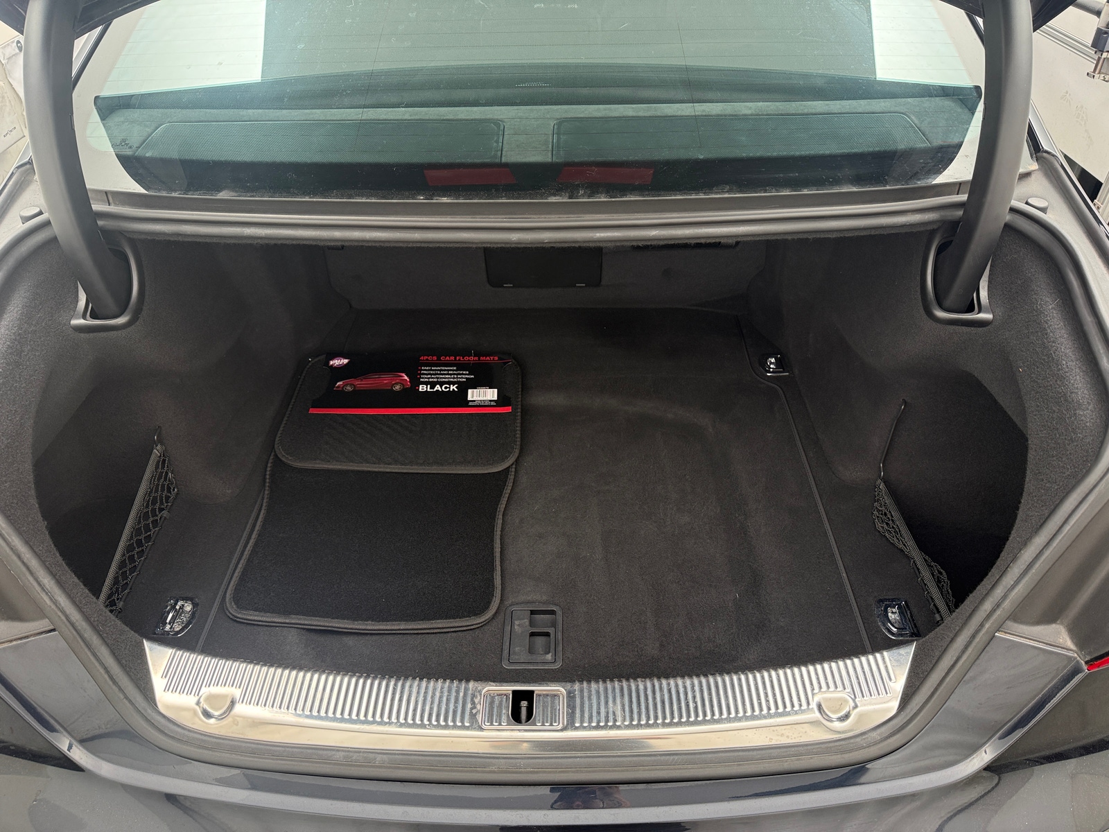Thumbnail: 2015 Audi A8 - 7