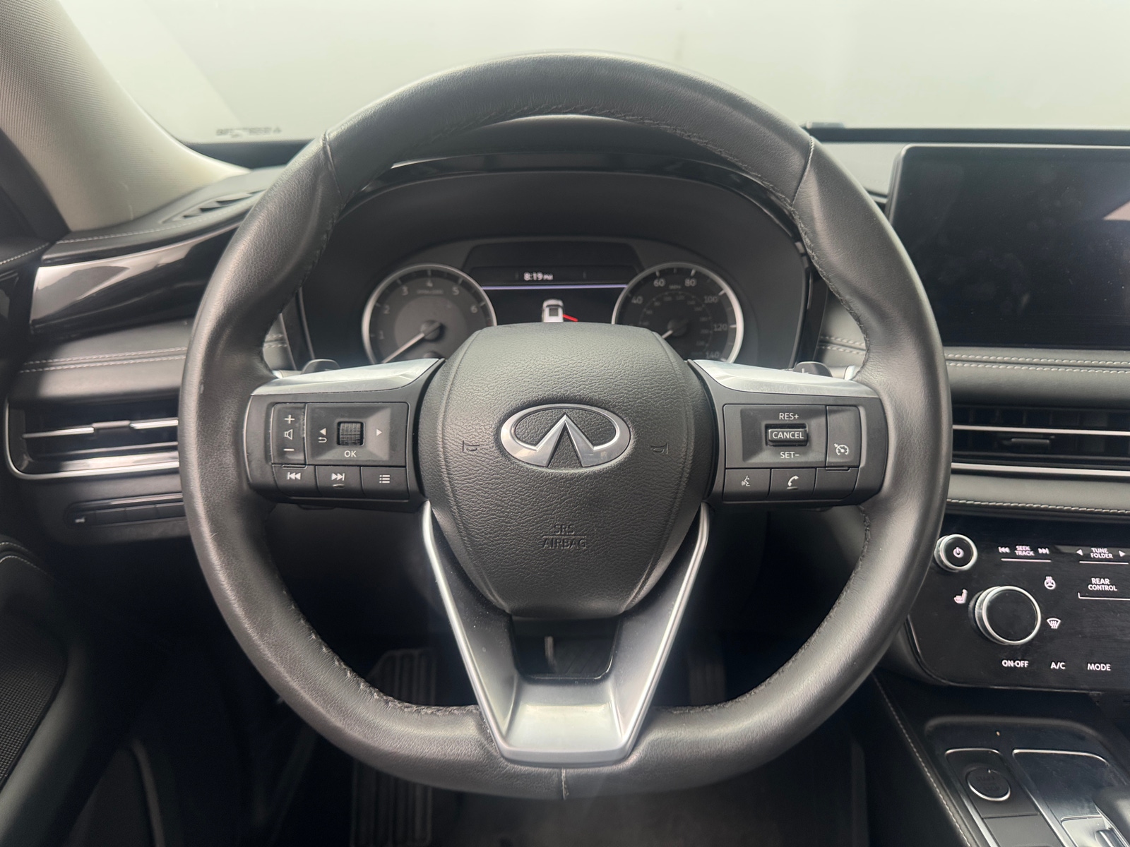 Thumbnail: 2023 INFINITI QX60 - 4