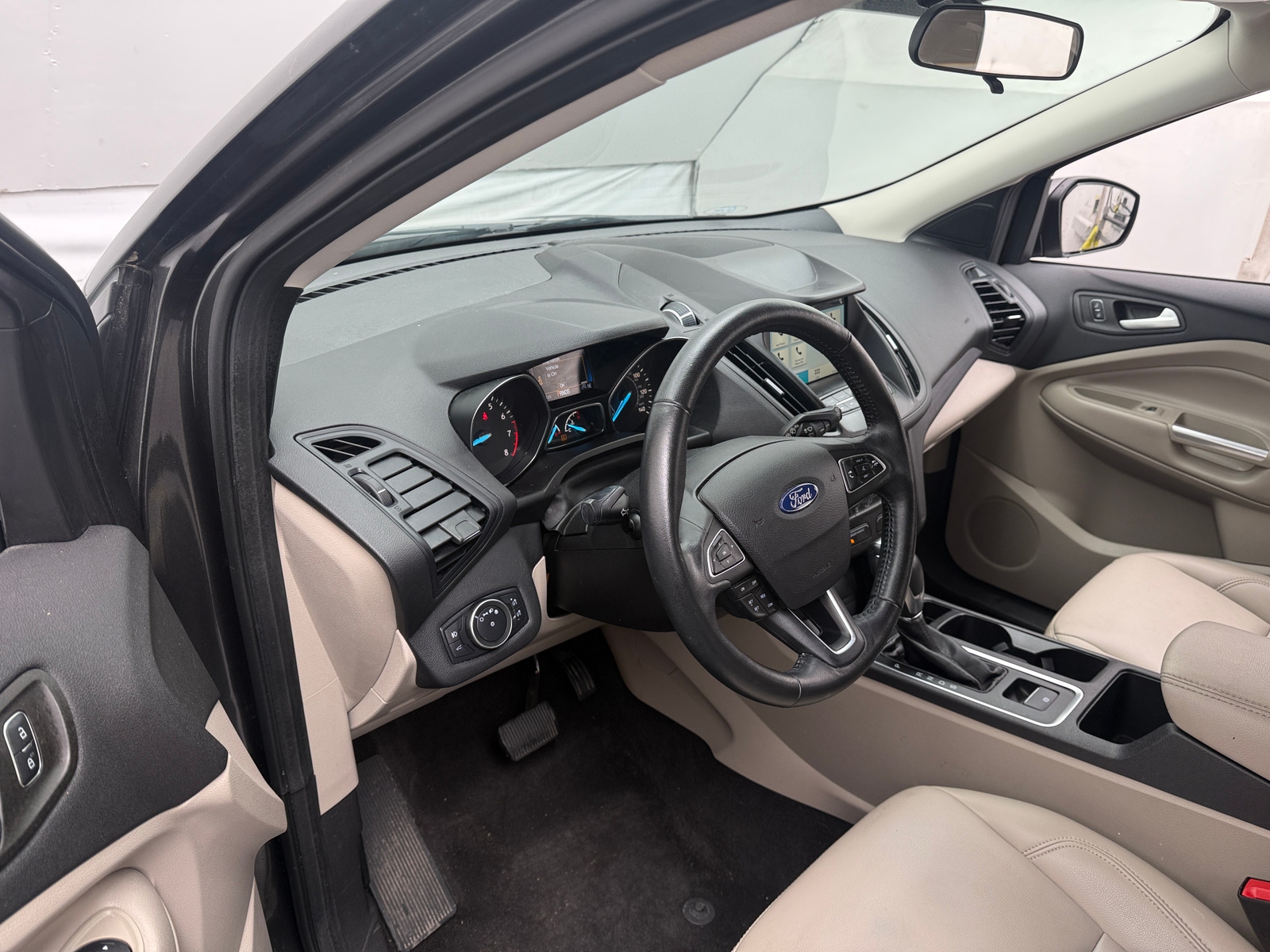 Thumbnail: 2019 Ford Escape - 2