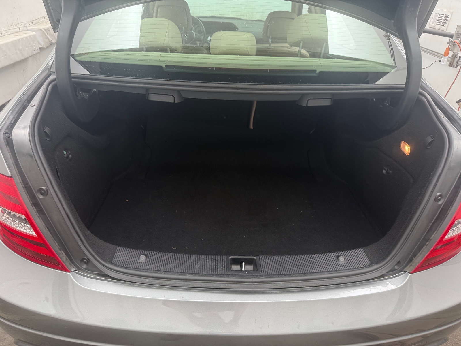 Thumbnail: 2013 Mercedes-Benz C-Class - 6