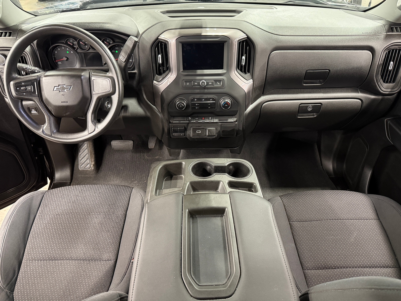 Thumbnail: 2019 Chevrolet Silverado 1500 - 3