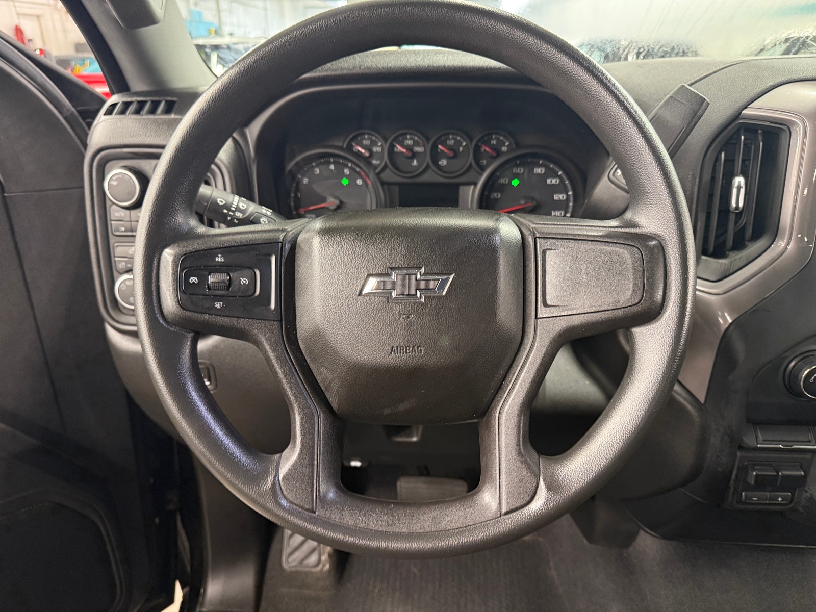 Thumbnail: 2019 Chevrolet Silverado 1500 - 5
