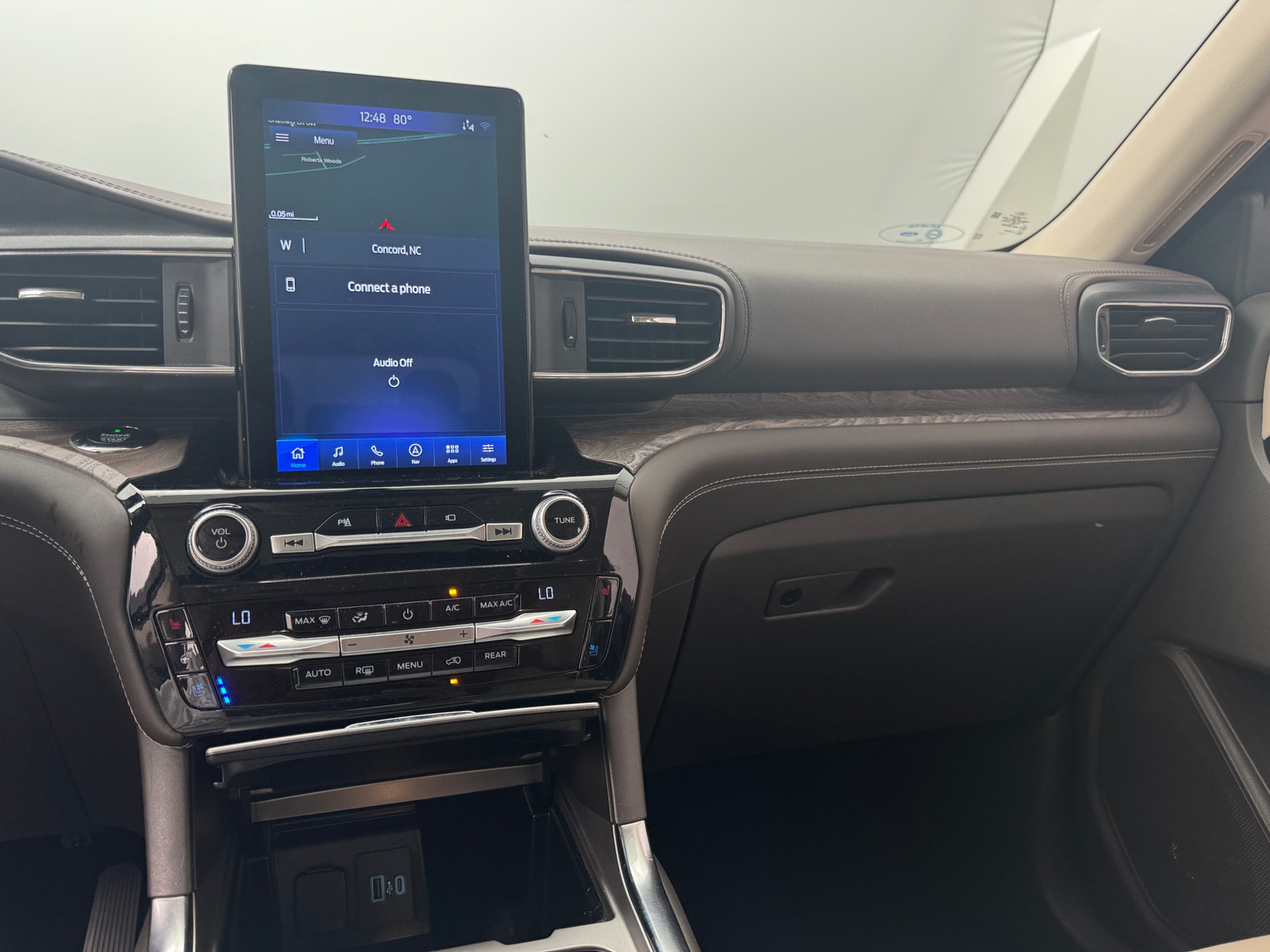 Thumbnail: 2021 Ford Explorer - 3