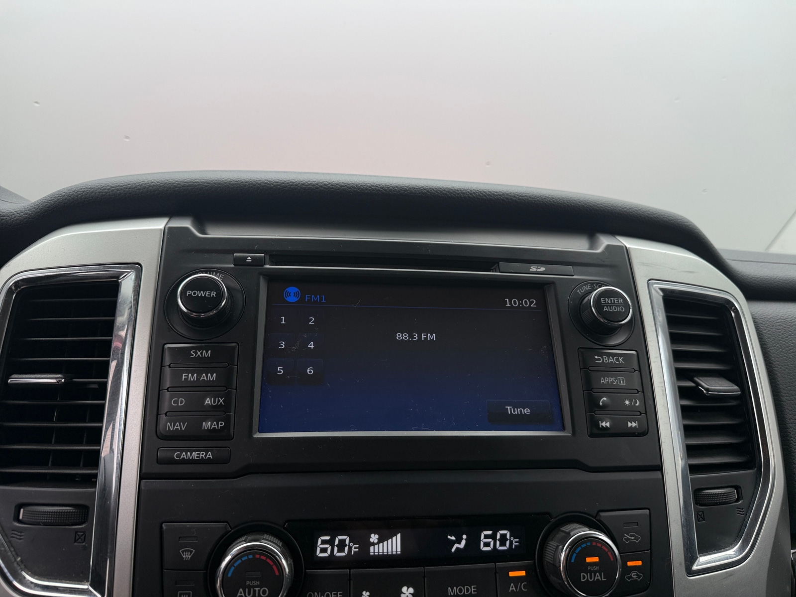 Thumbnail: 2017 Nissan Titan - 4