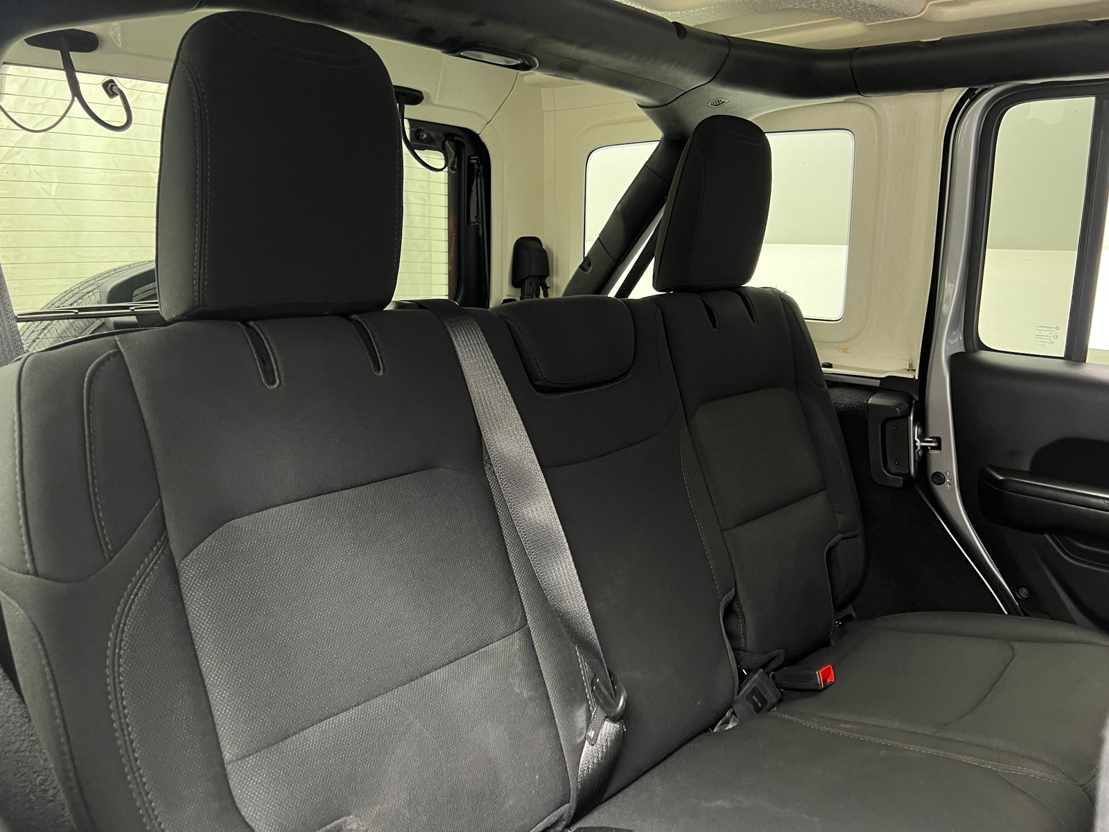 Thumbnail: 2020 Jeep Wrangler - 6
