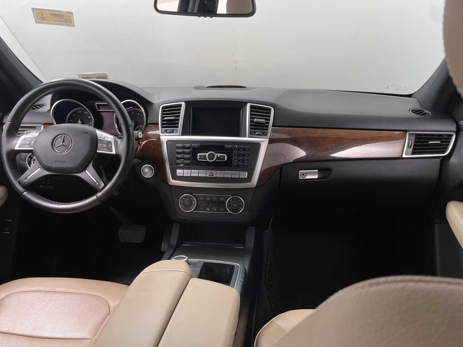 Thumbnail: 2012 Mercedes-Benz M-Class - 2