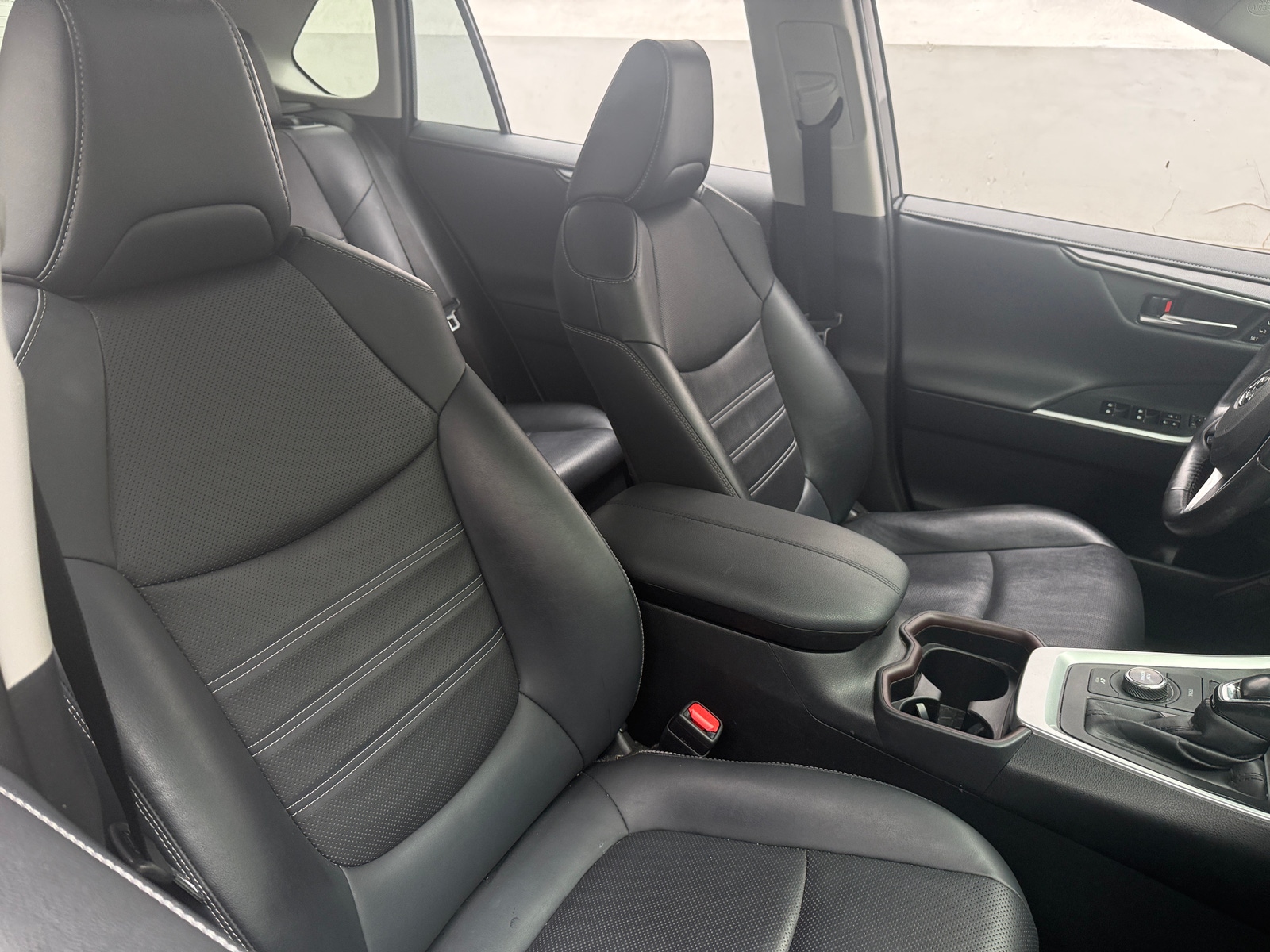 Thumbnail: 2019 Toyota RAV4 - 2