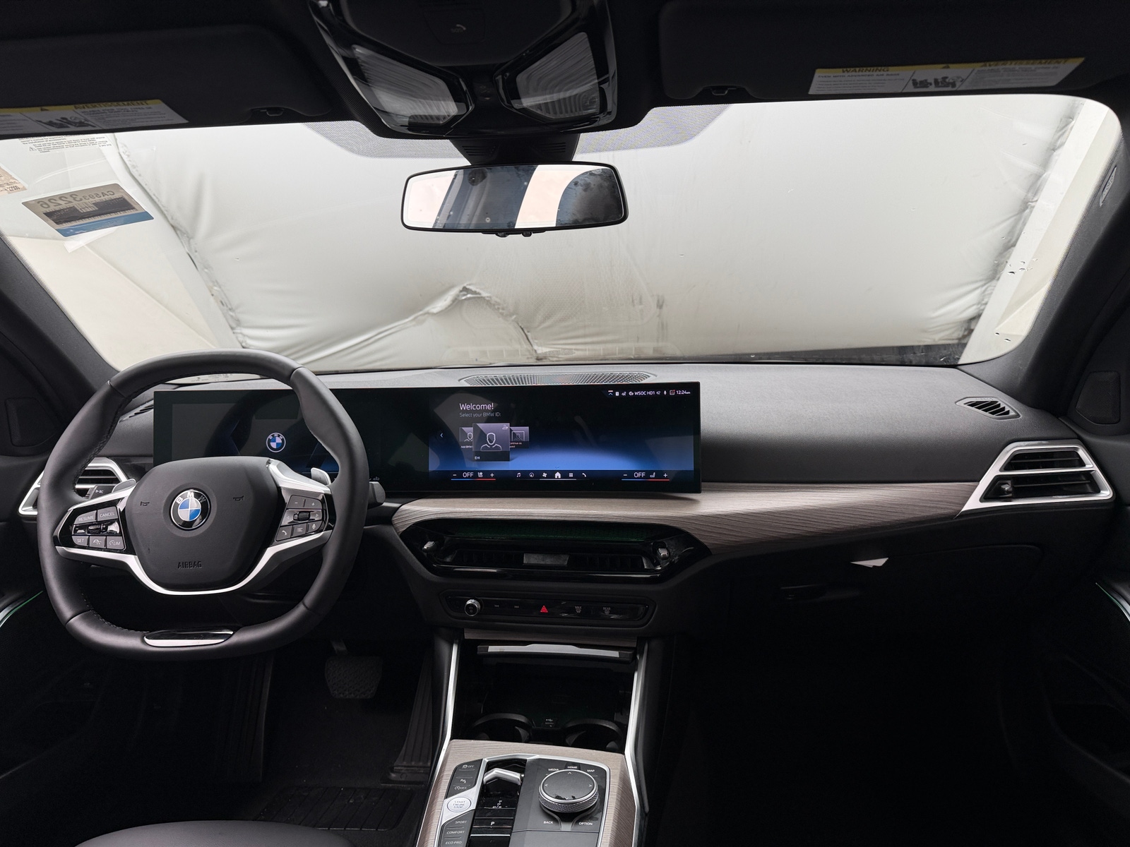 Thumbnail: 2026 BMW 3 Series - 2