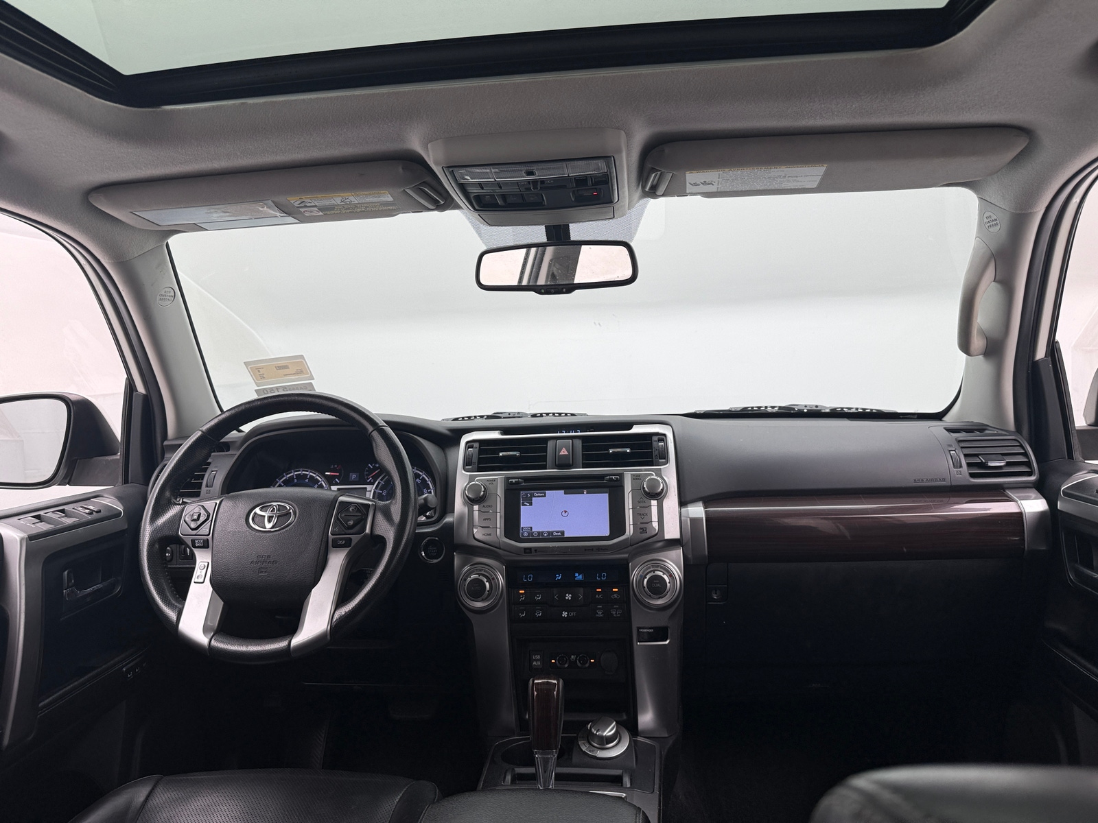 Thumbnail: 2018 Toyota 4Runner - 3
