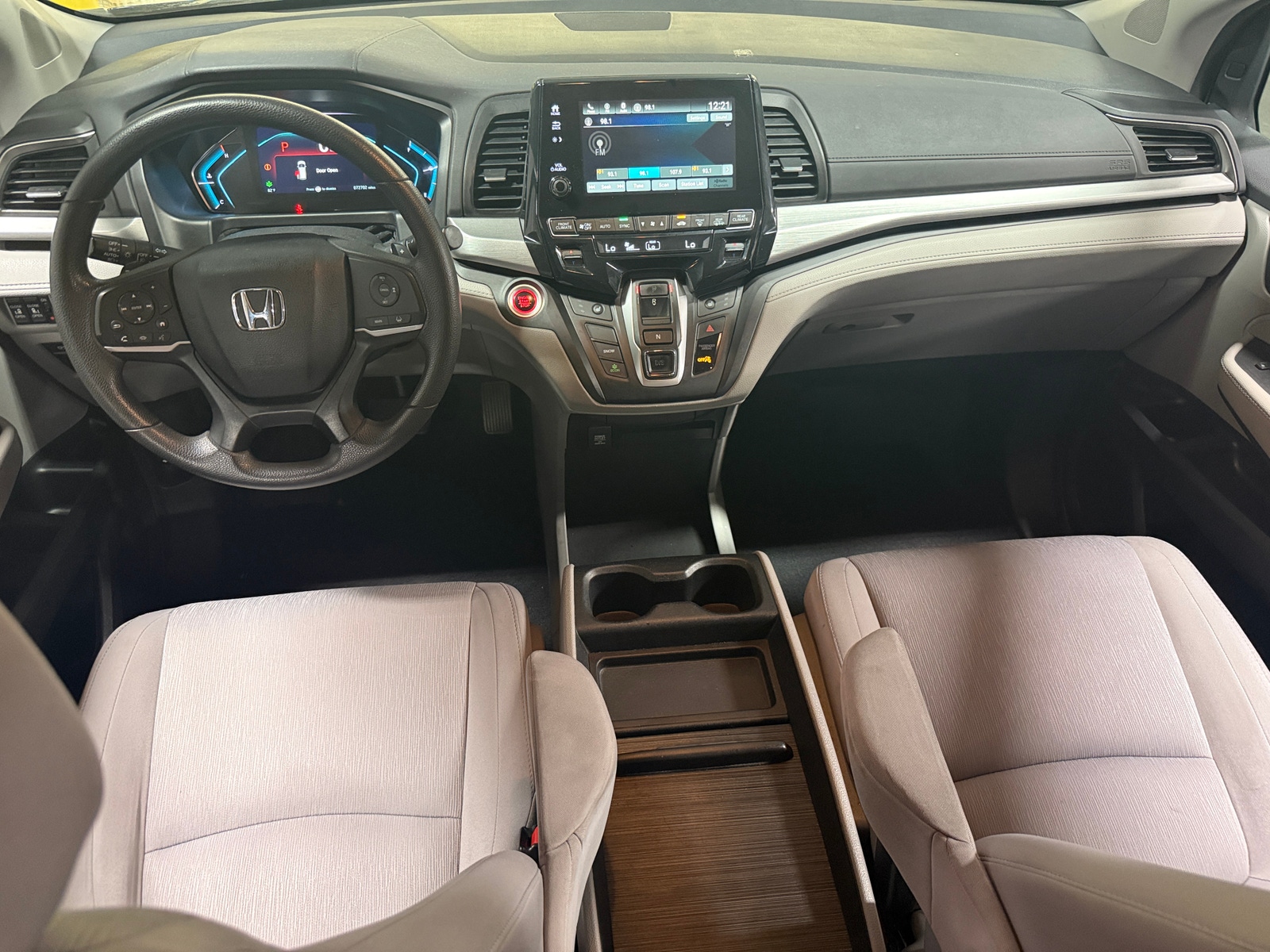 Thumbnail: 2018 Honda Odyssey - 3