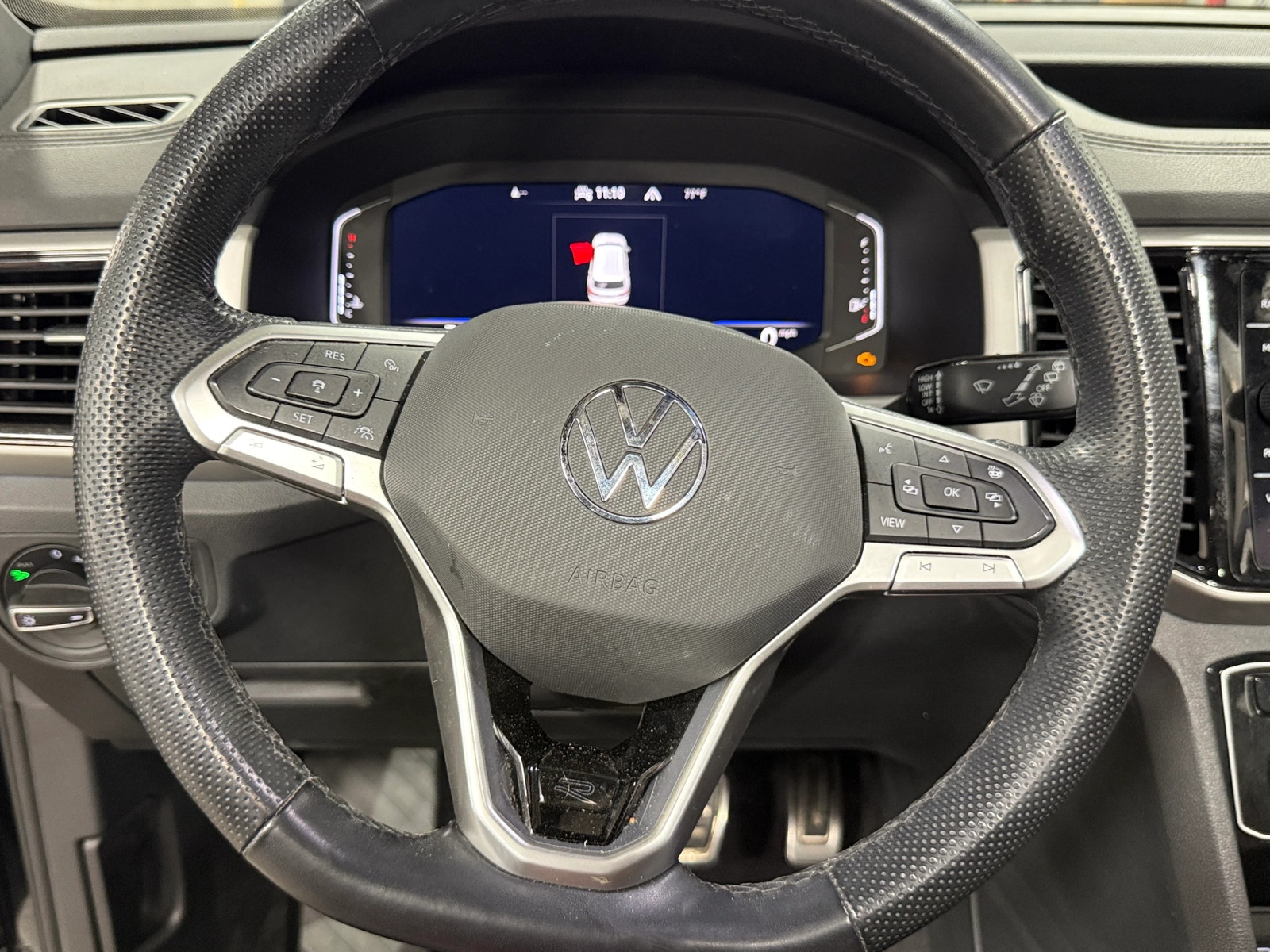 Thumbnail: 2022 Volkswagen Atlas - 4