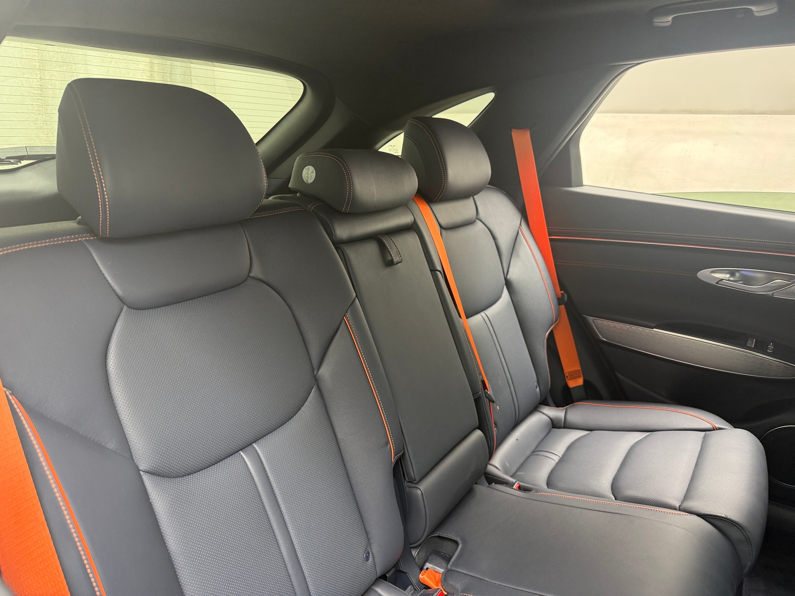 Thumbnail: 2018 Hyundai Santa Fe - 6