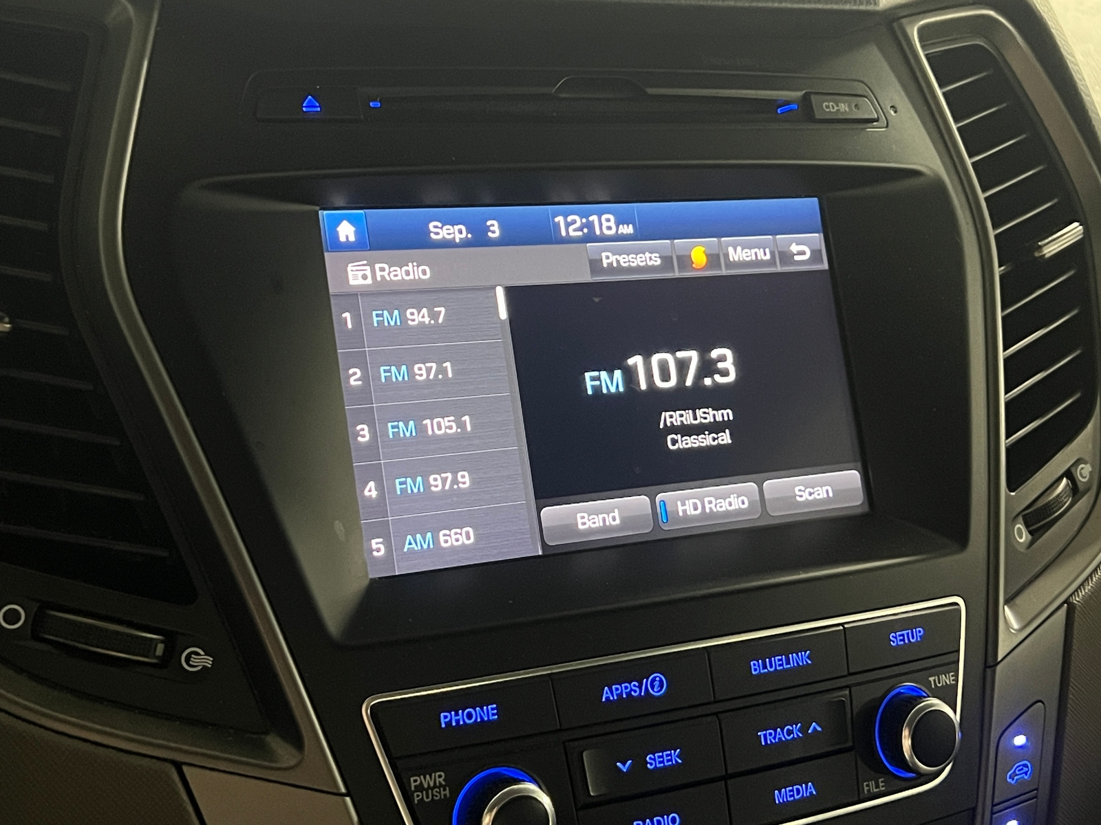Thumbnail: 2018 Hyundai Santa Fe - 4