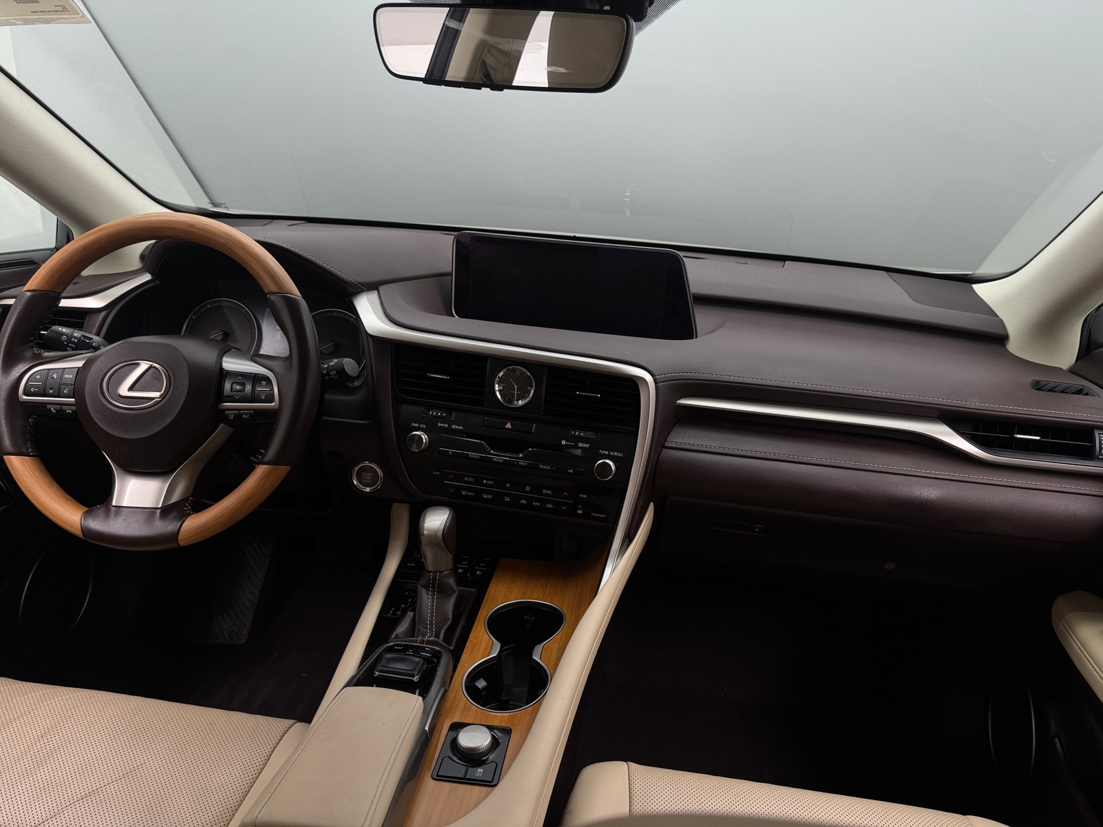 Thumbnail: 2018 Lexus RX - 3