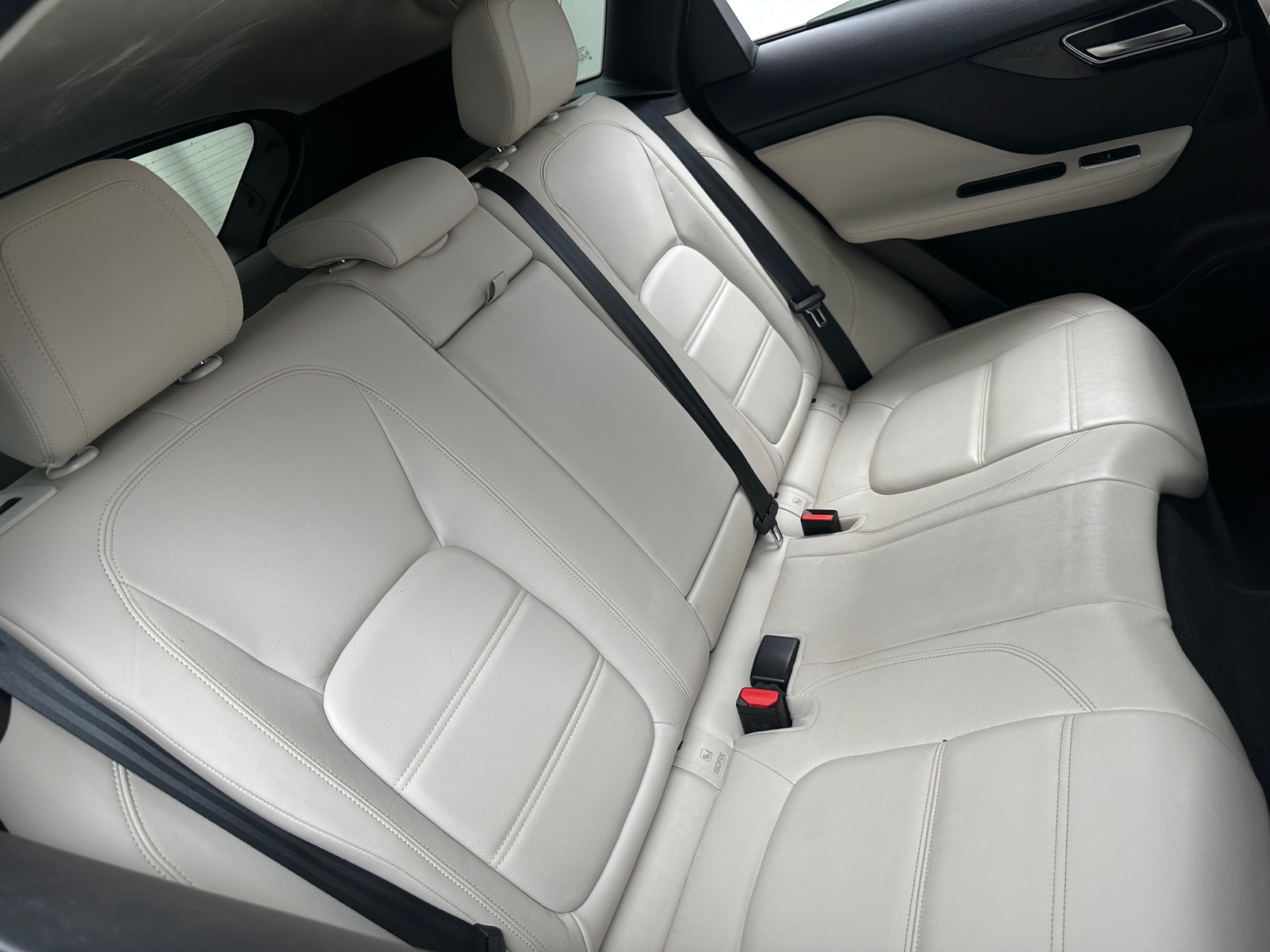 Thumbnail: 2020 Jaguar F-Pace - 5