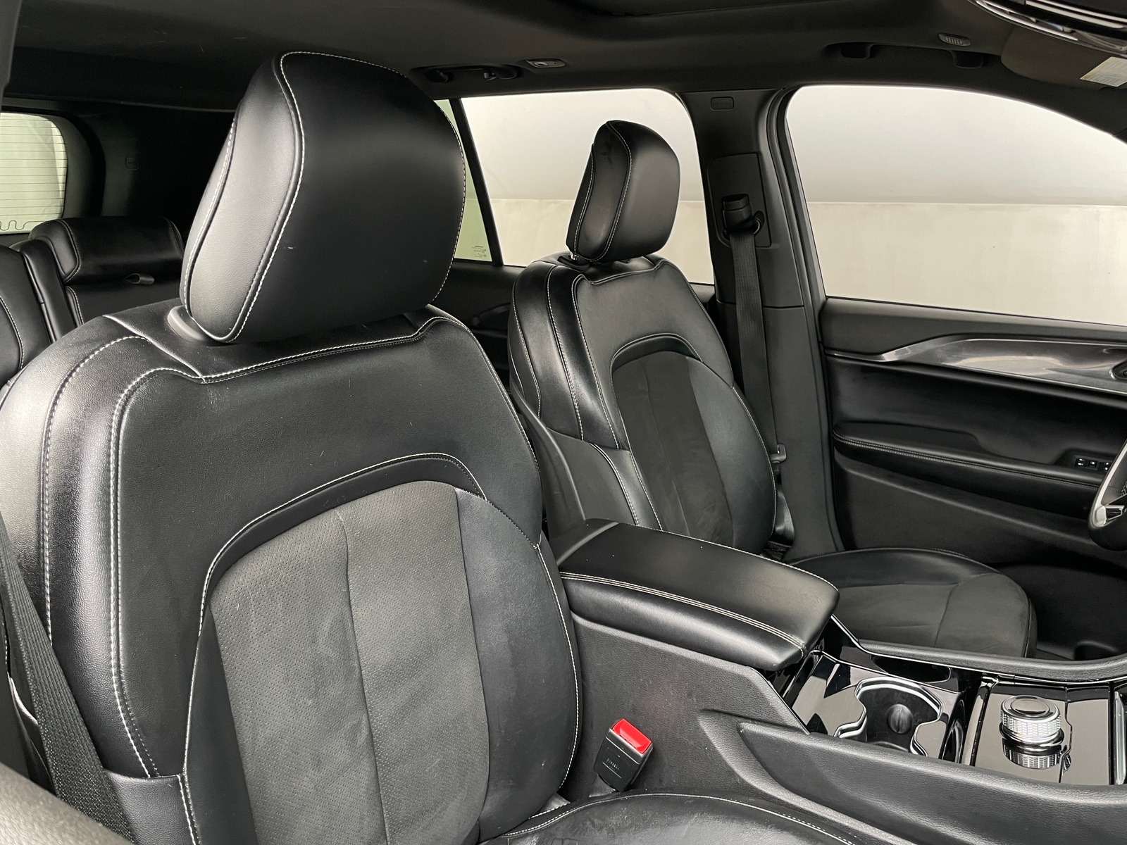 Thumbnail: 2023 Jeep Grand Cherokee - 2