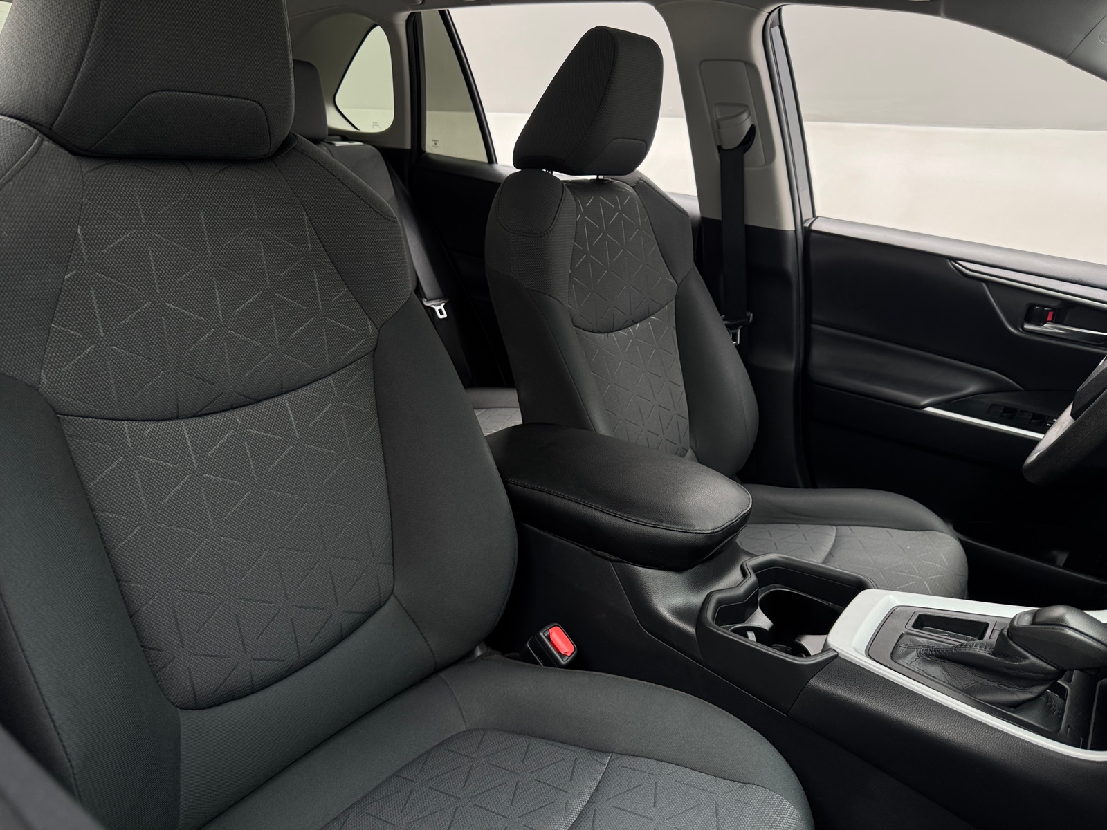Thumbnail: 2021 Toyota RAV4 - 2