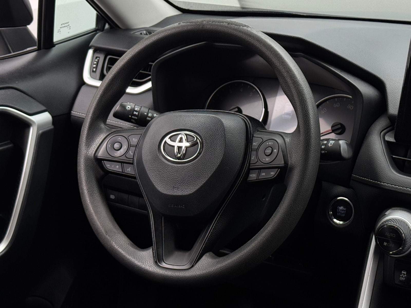 Thumbnail: 2021 Toyota RAV4 - 5