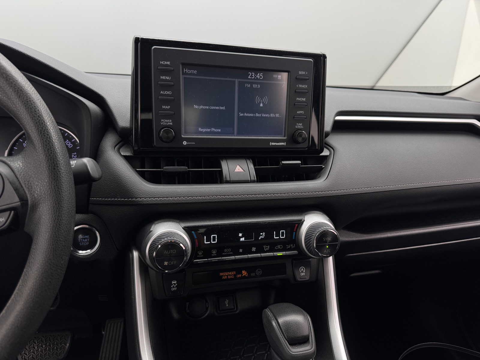 Thumbnail: 2021 Toyota RAV4 - 4