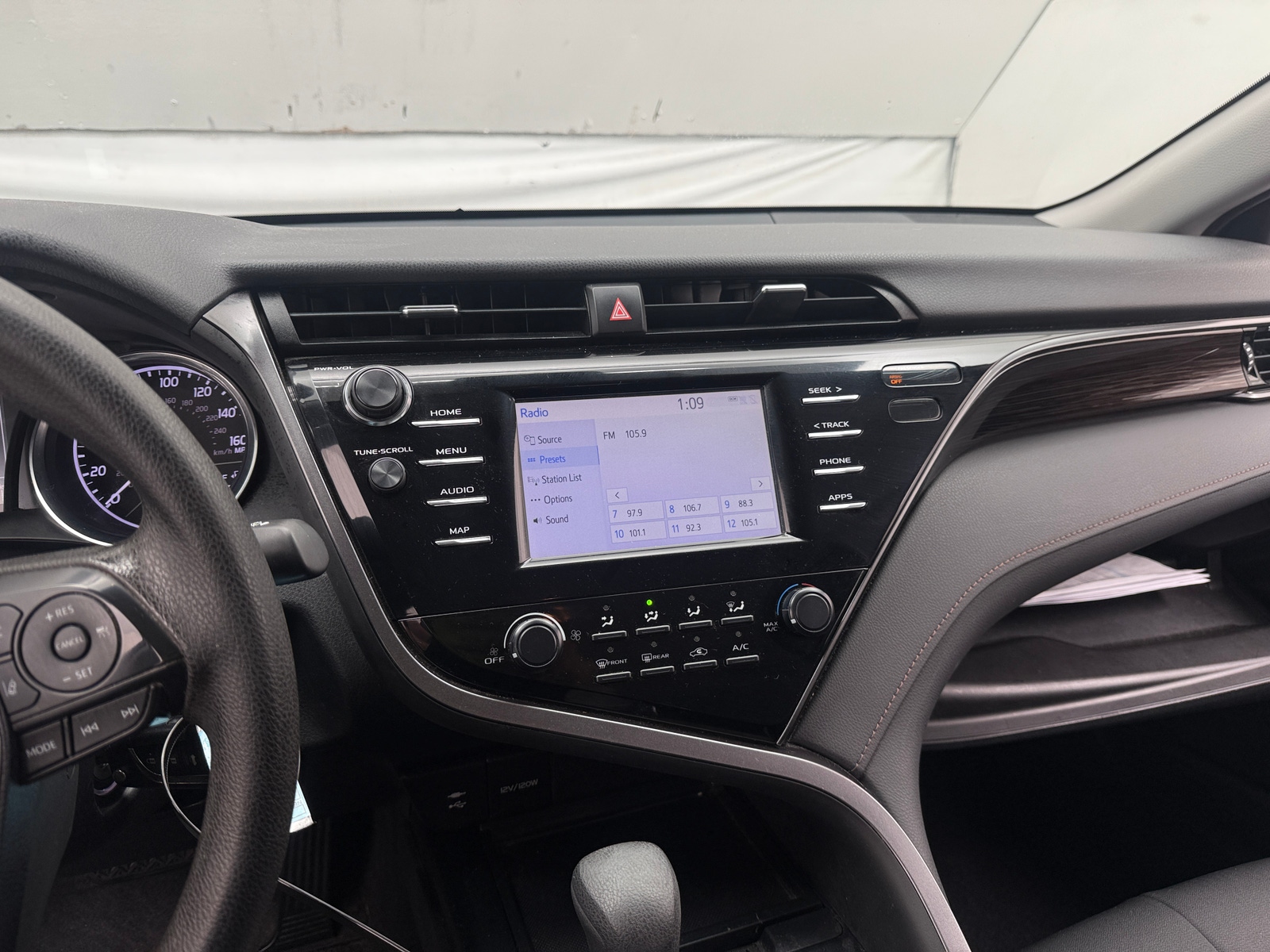 Thumbnail: 2019 Toyota Camry - 4