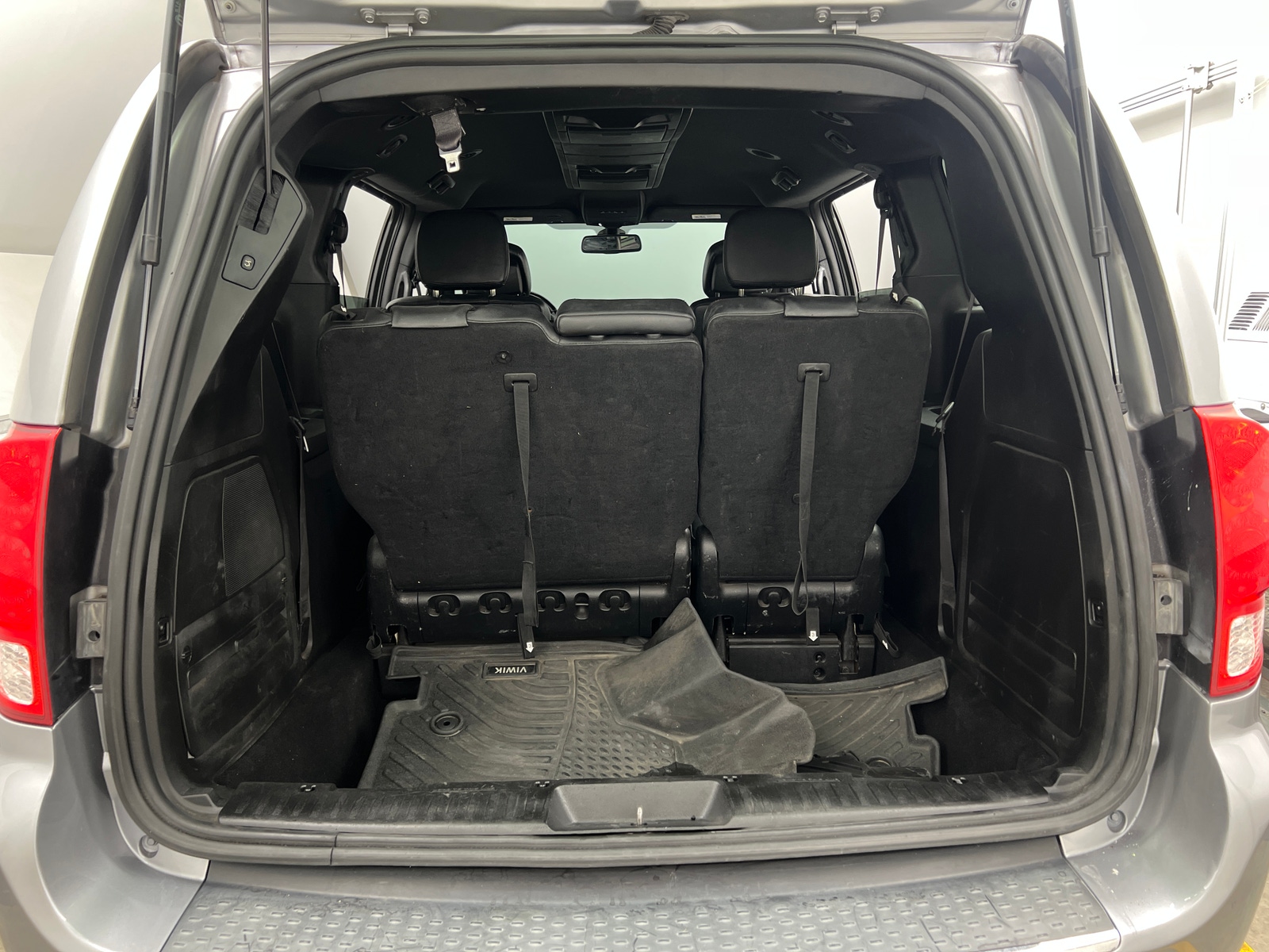 Thumbnail: 2019 Dodge Grand Caravan - 6